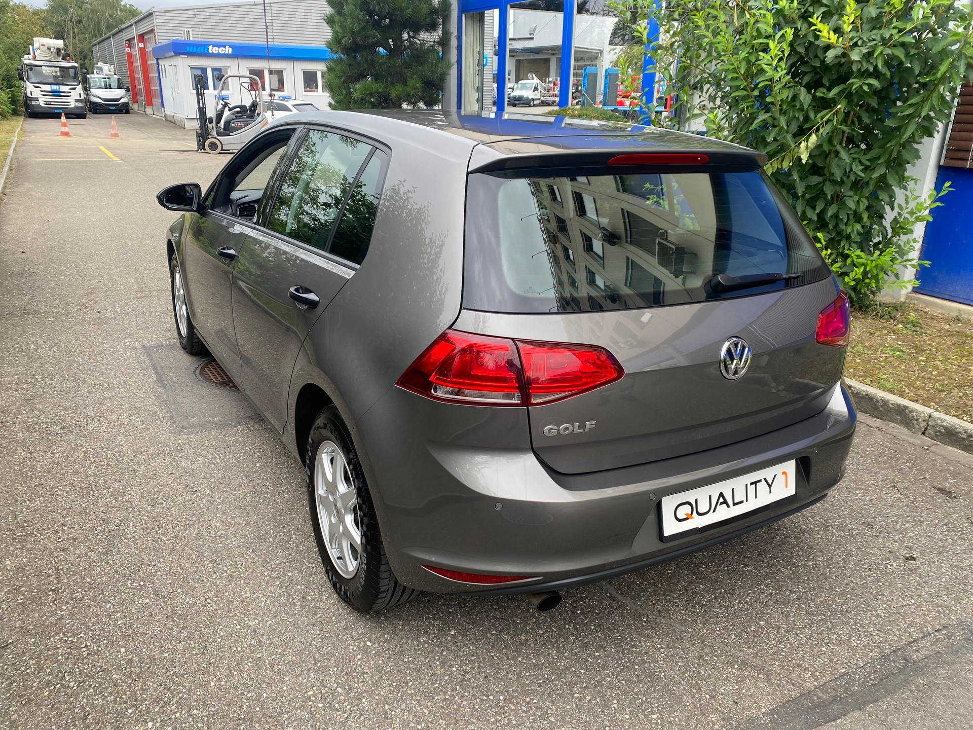 VW Golf 1.2 TSI Trendline-image-3