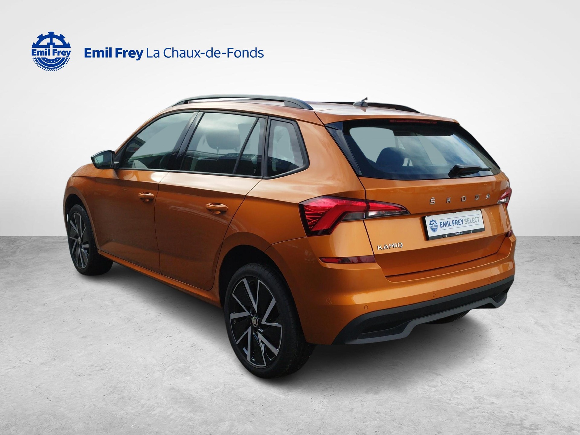 SKODA Kamiq 1.0 TSI Tour DSG-showroom-element-2