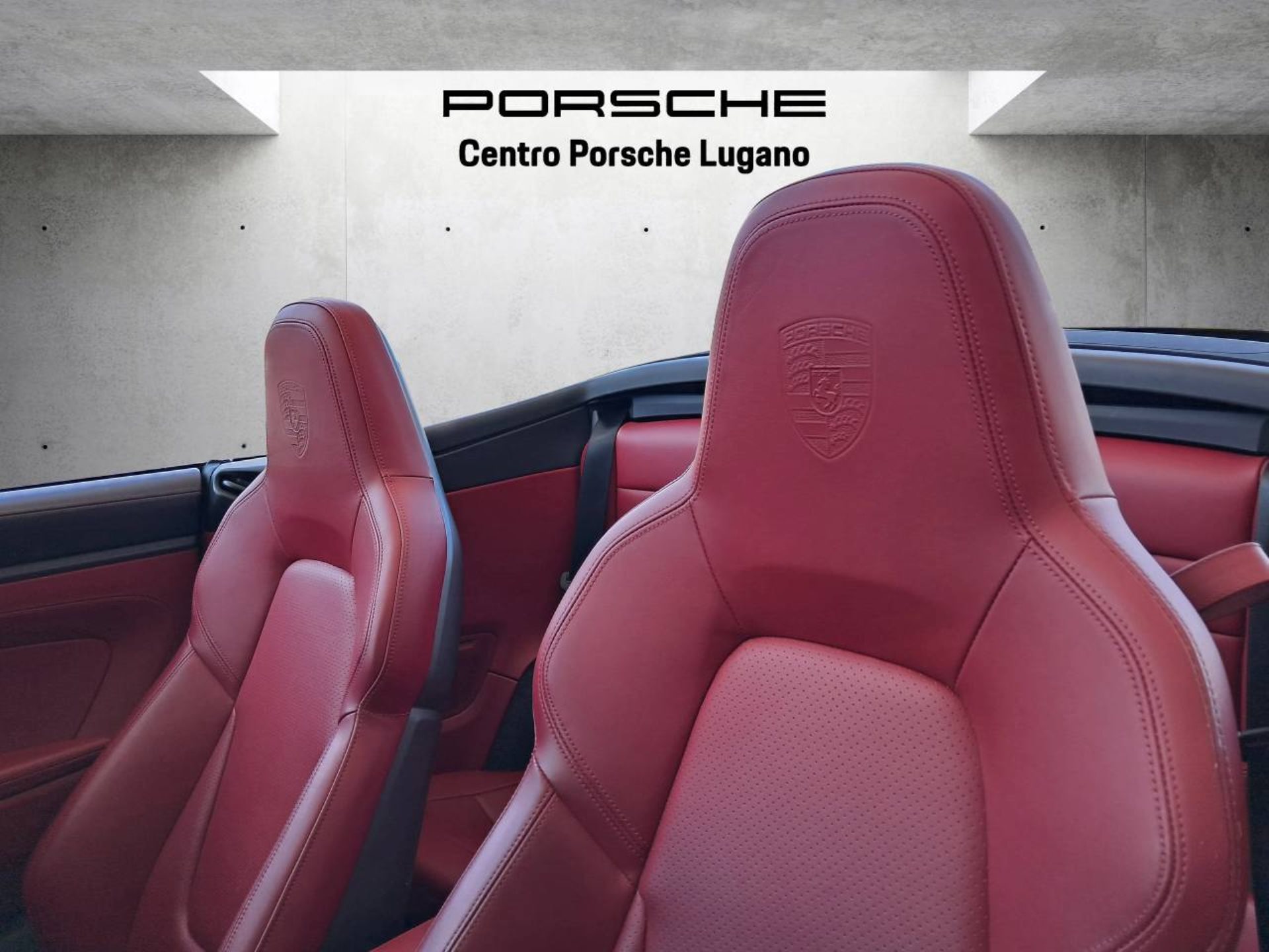 PORSCHE 911 Carrera 4 GTS Cabriolet (MY22)-image-25