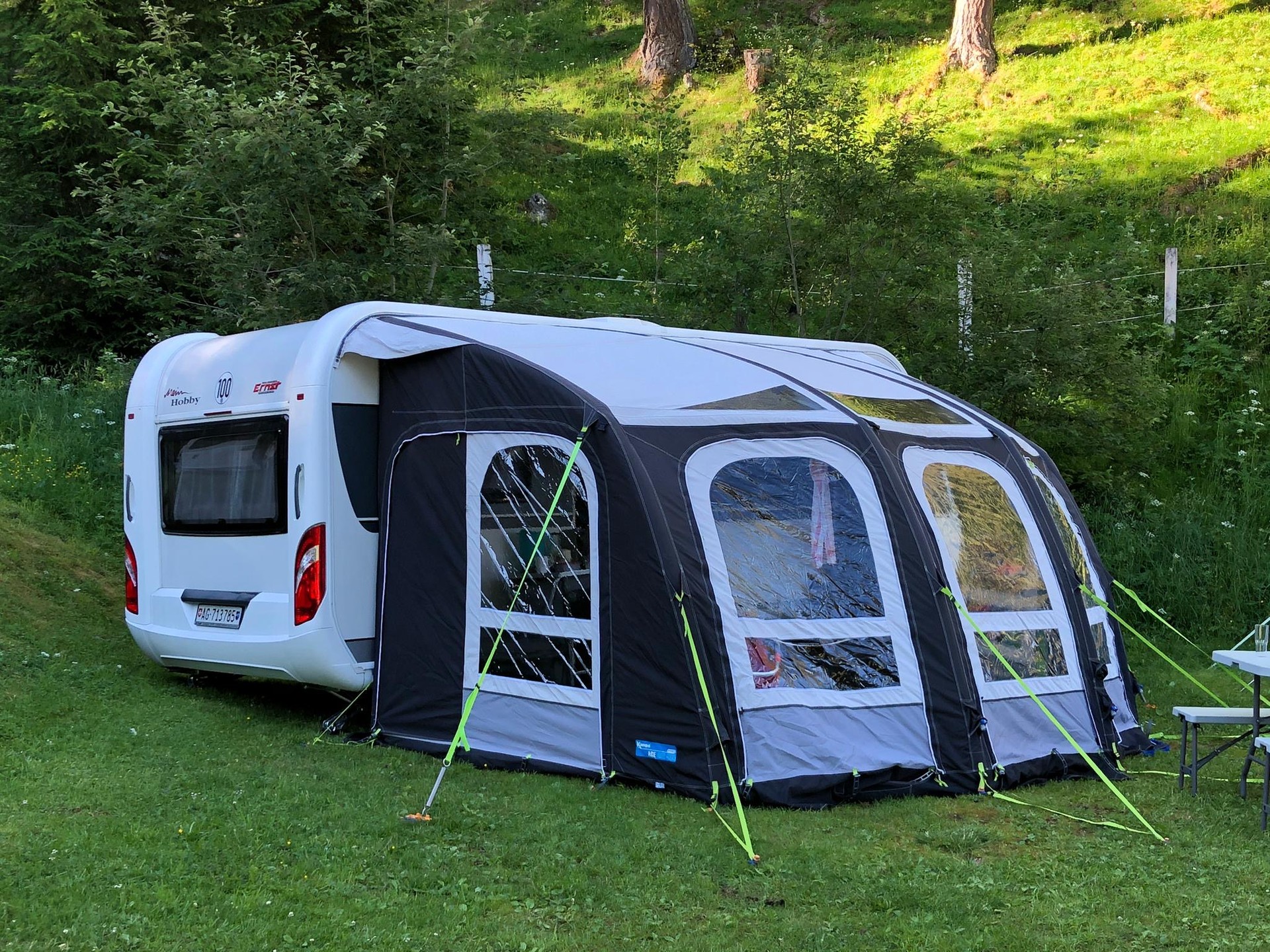 HOBBY UHL 515 de Luxe-image-1