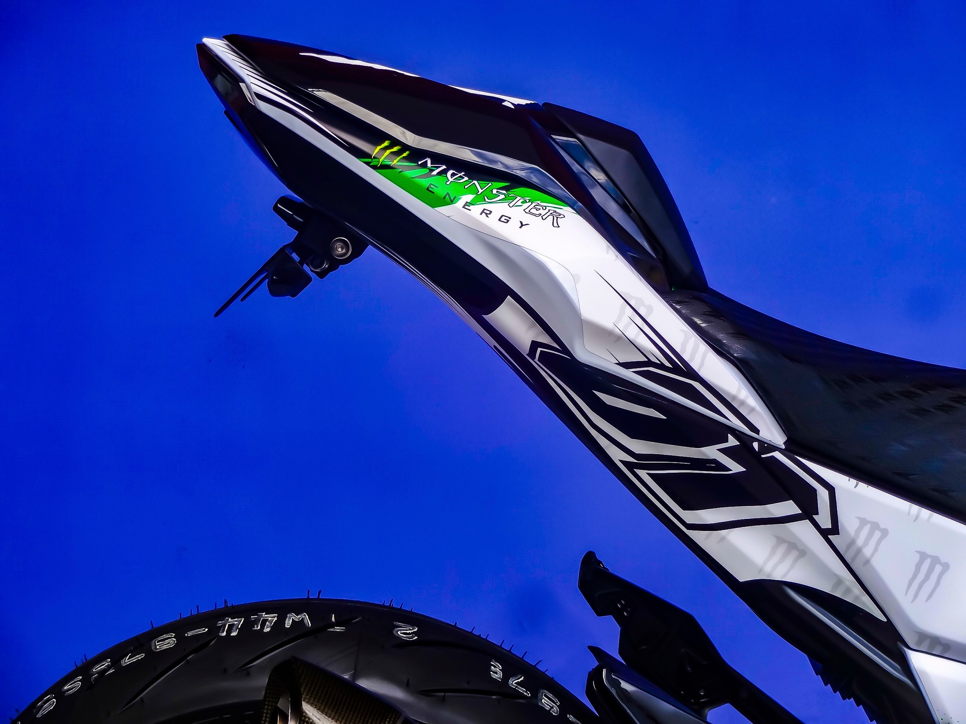 KAWASAKI Z 800 Performance ABS-image-6