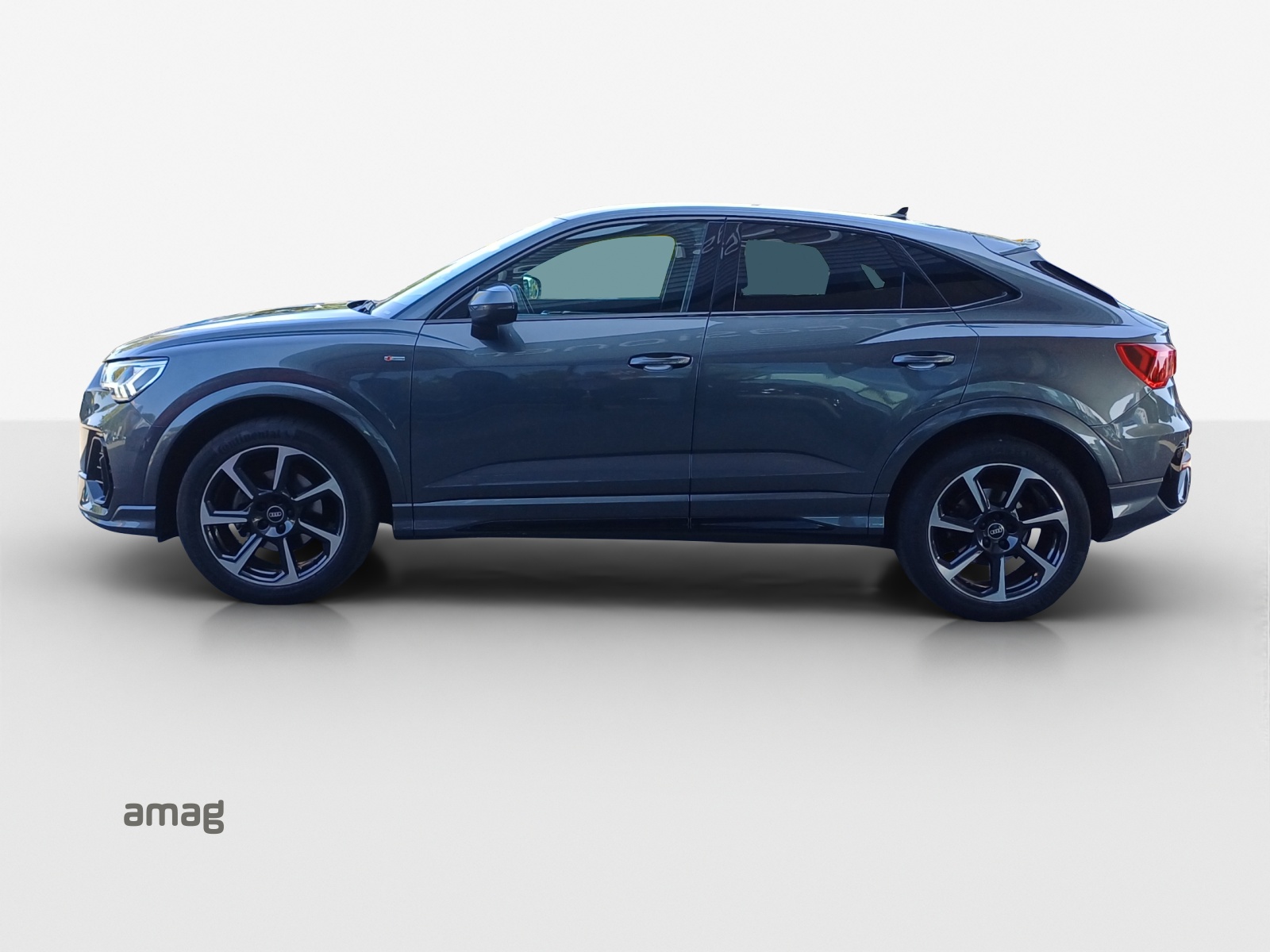 AUDI Q3 Sportback 35 TFSI S line Attraction S-tronic-showroom-element-1