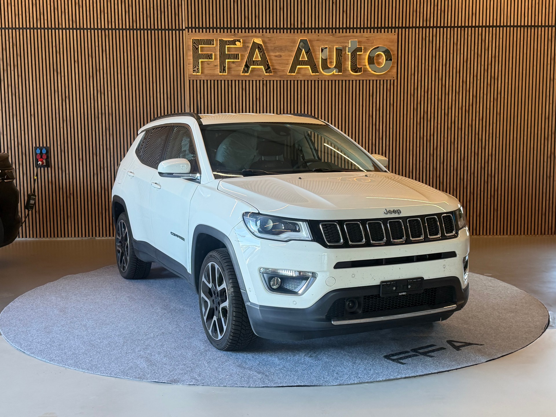 JEEP Compass 1.4 MultiAir Limited AWD-showroom-element-2