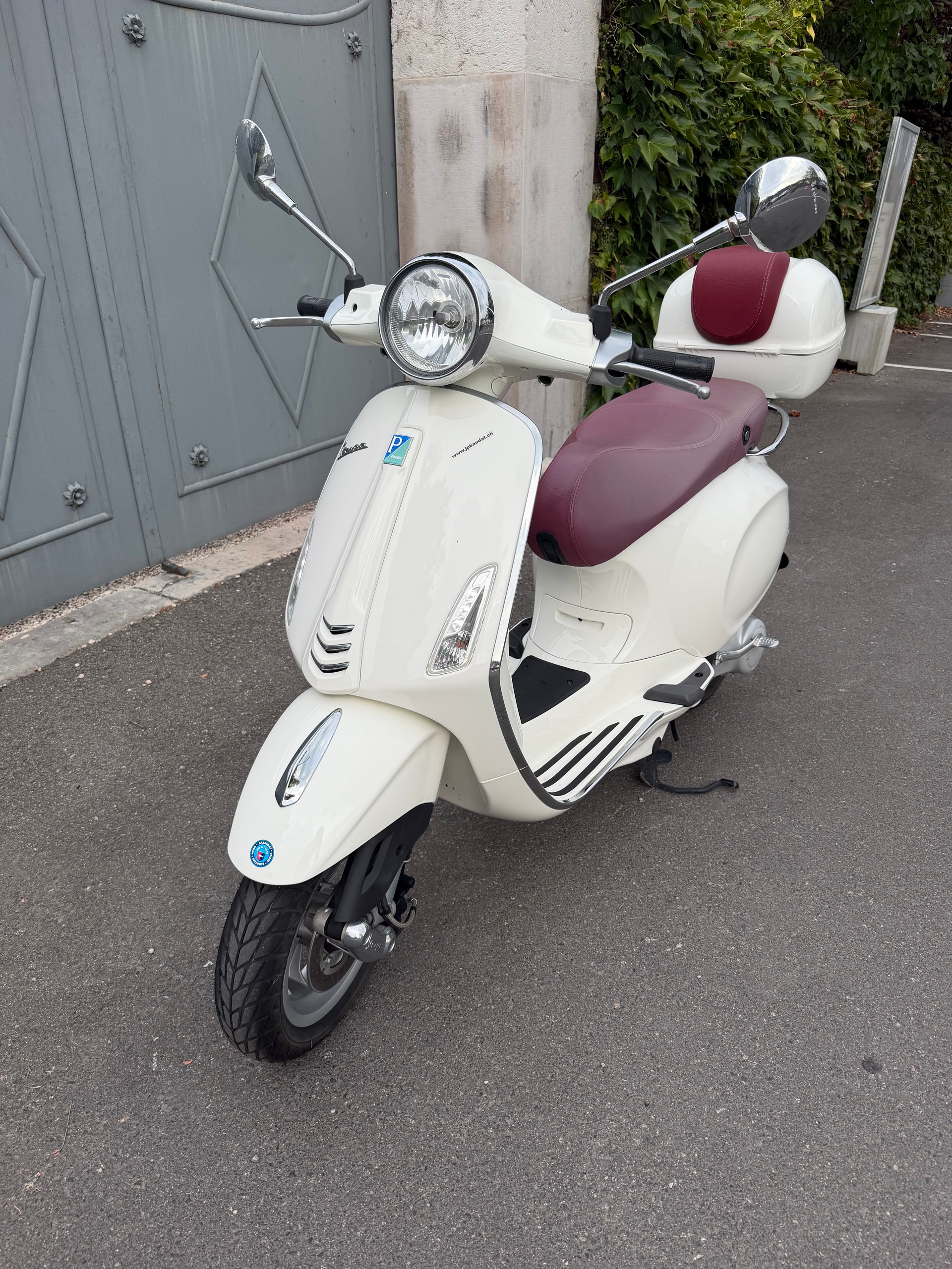 PIAGGIO Vespa 50 Primavera-image-1