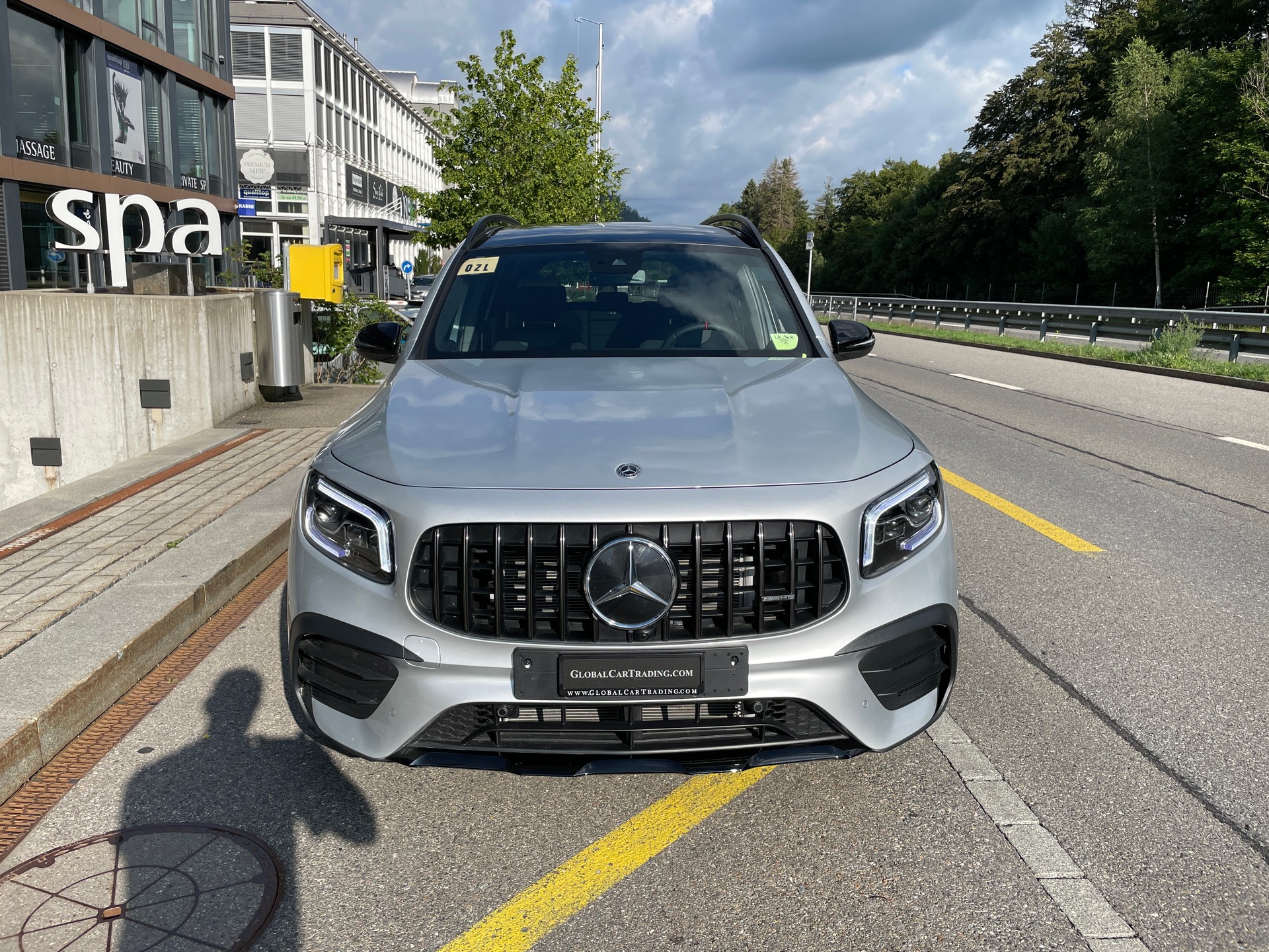 MERCEDES-BENZ GLB 35 AMG 4Matic 8G-Tronic-showroom-element-1
