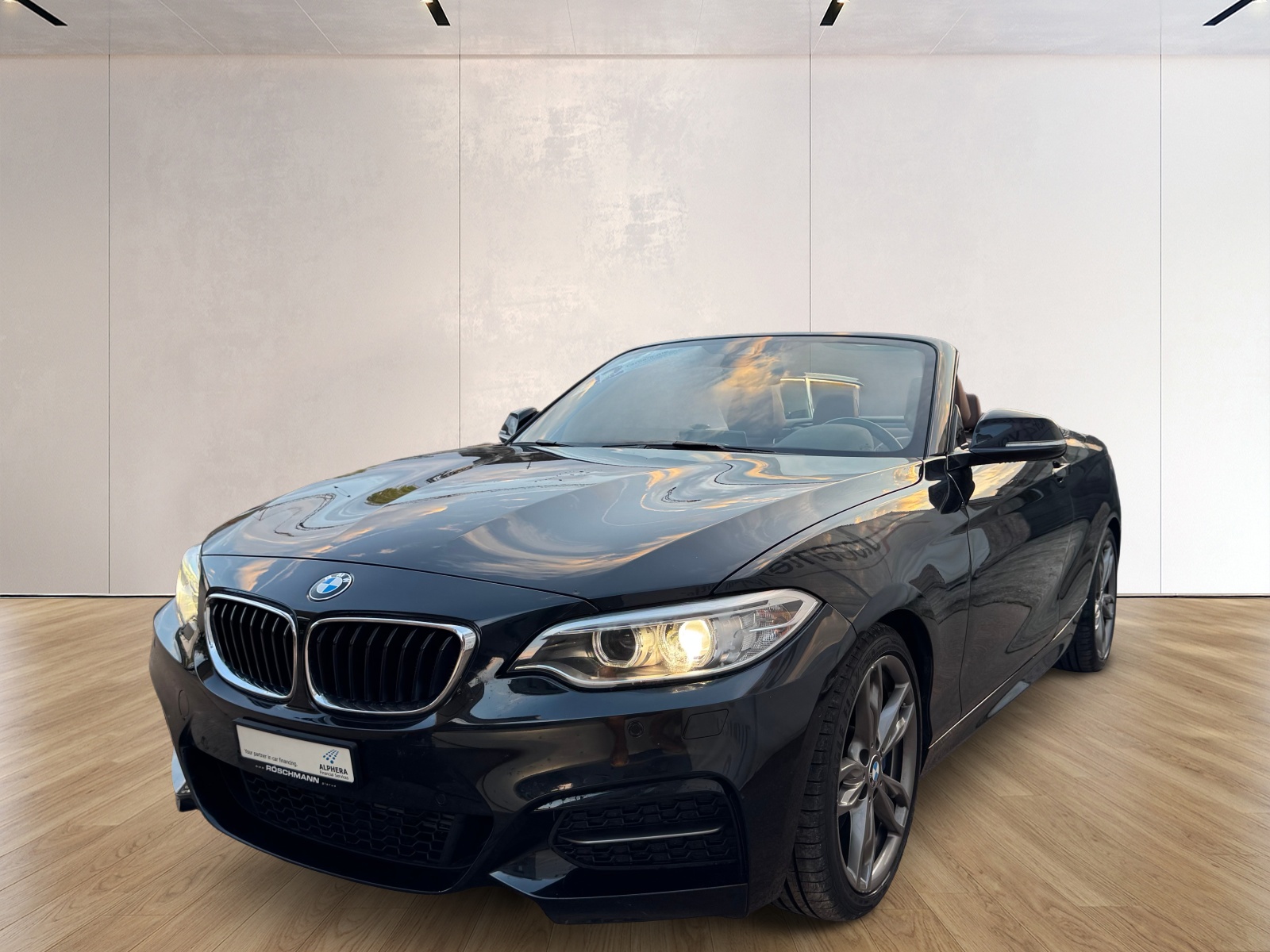 BMW M235i Steptronic-showroom-element-3