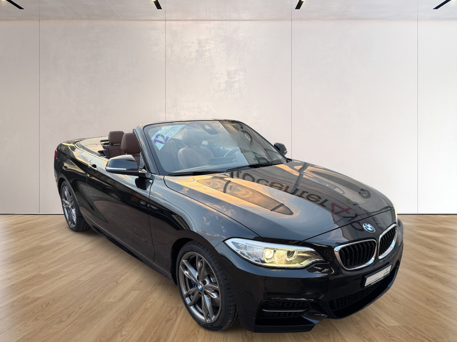 BMW M235i Steptronic-showroom-element-1