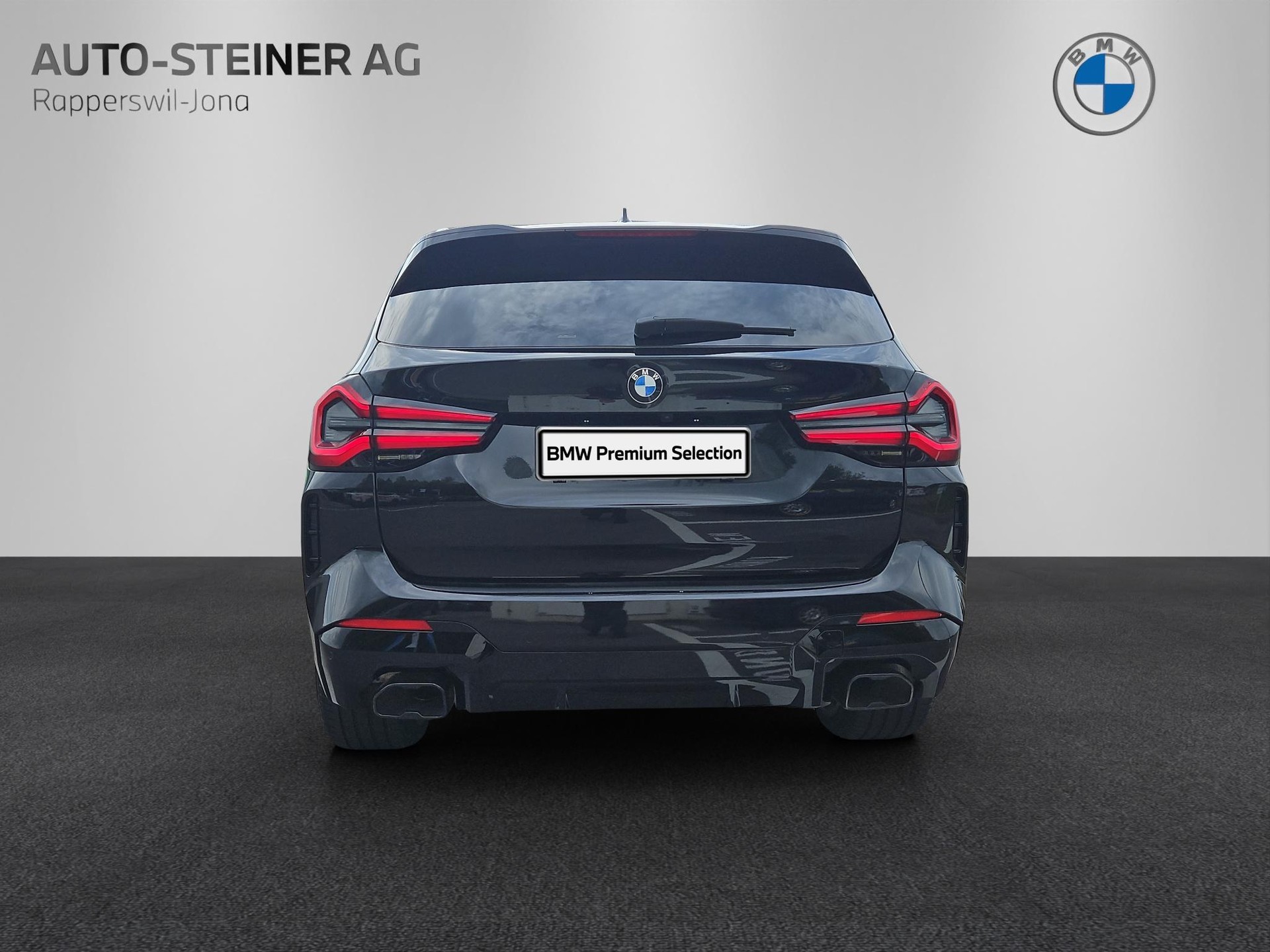 BMW X3 M40i-showroom-element-3