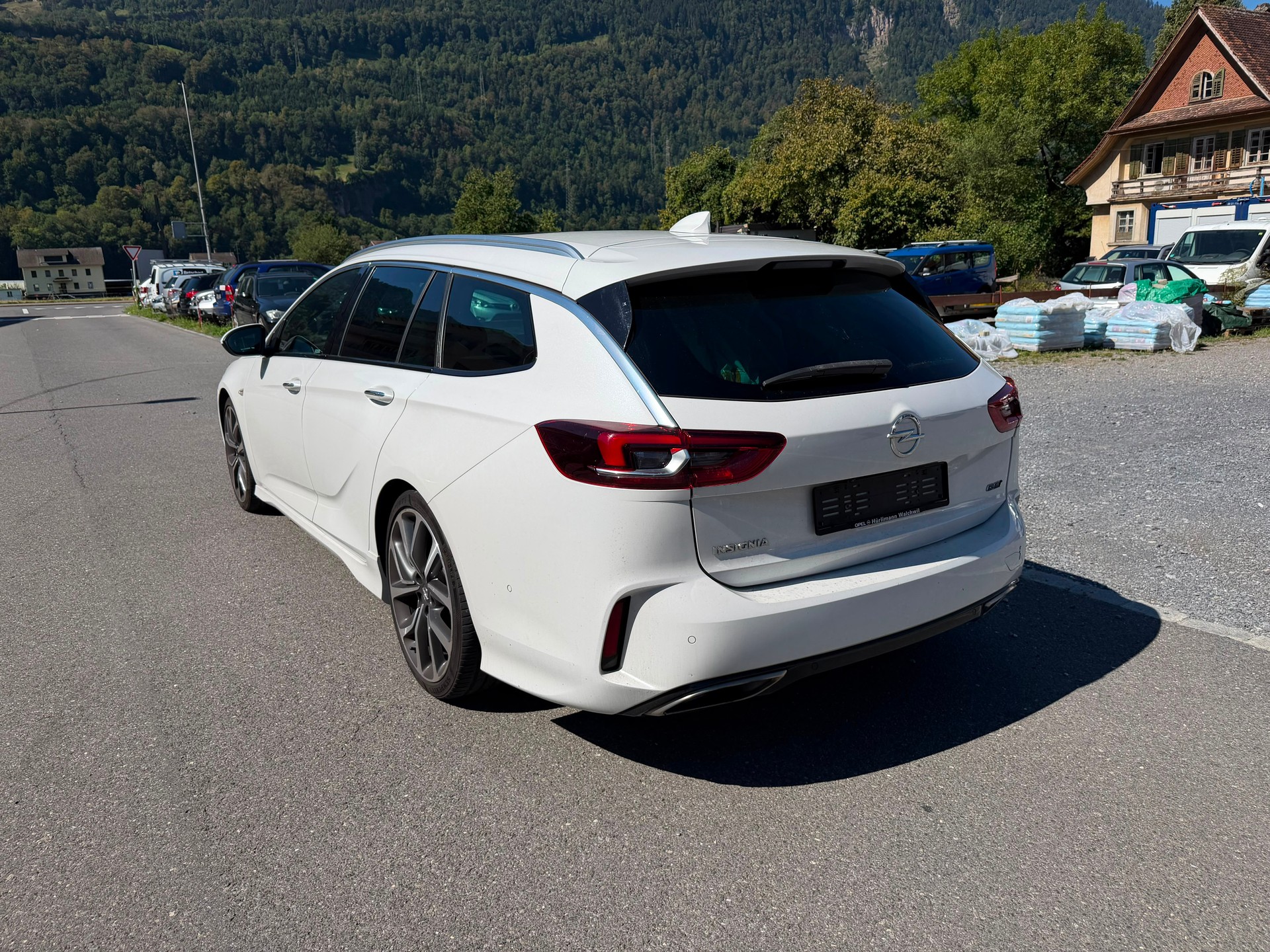 OPEL Insignia 2.0 T Sports Tourer GSI 4WD Automat-showroom-element-2
