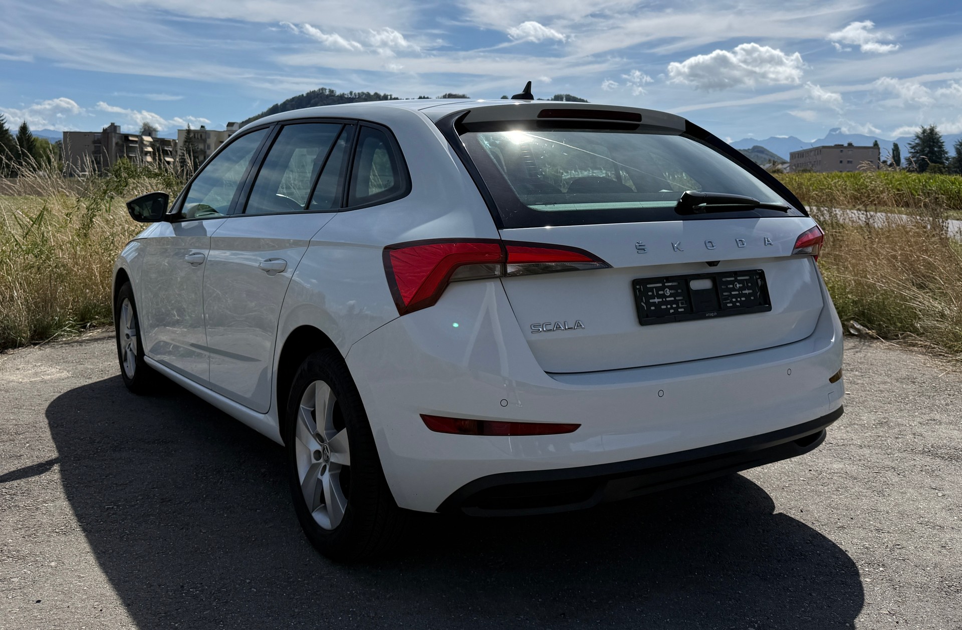 SKODA Scala 1.5 TSI Ambition DSG-image-3