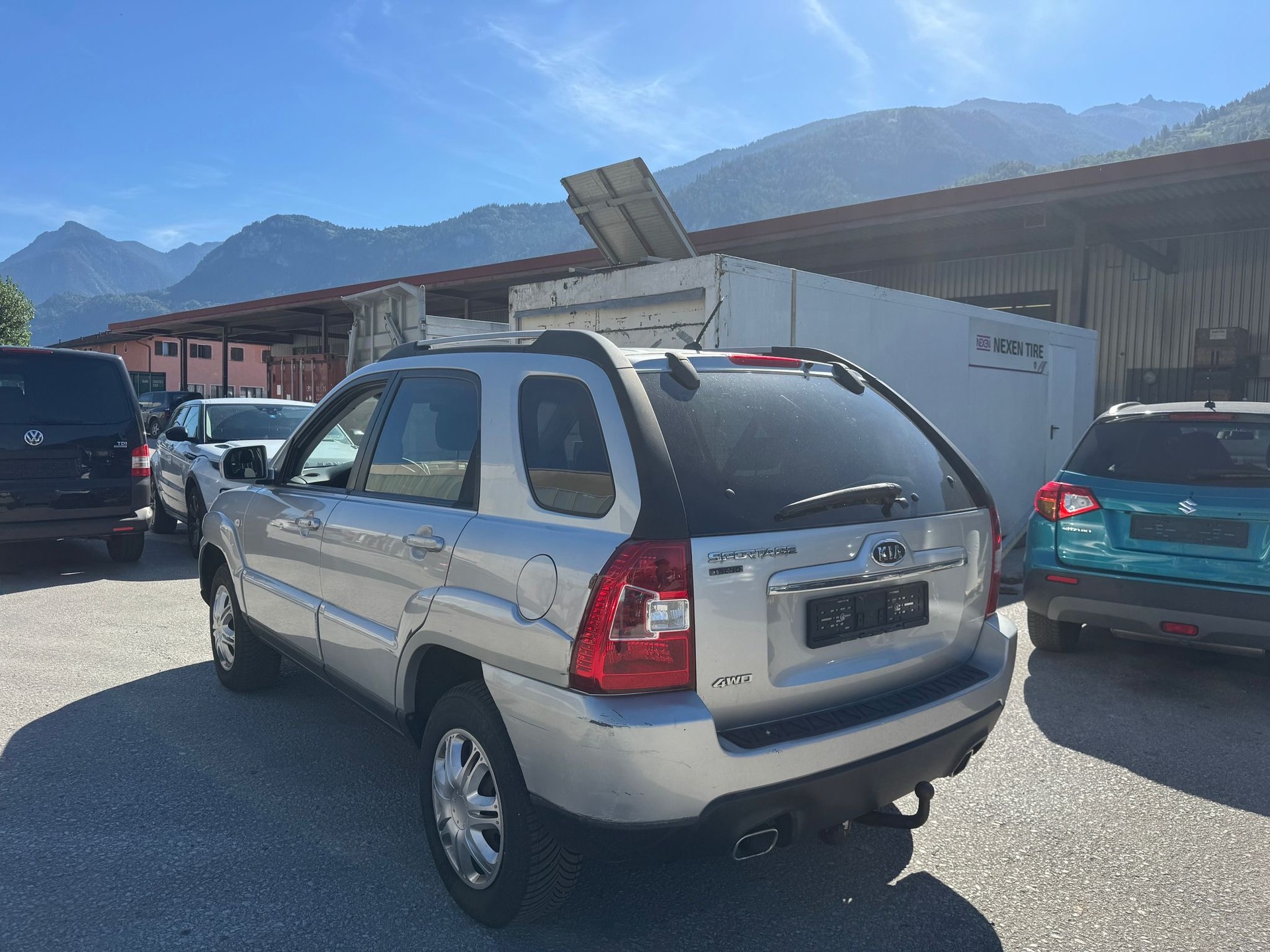 KIA Sportage 2.0 CRDi Style-image-3