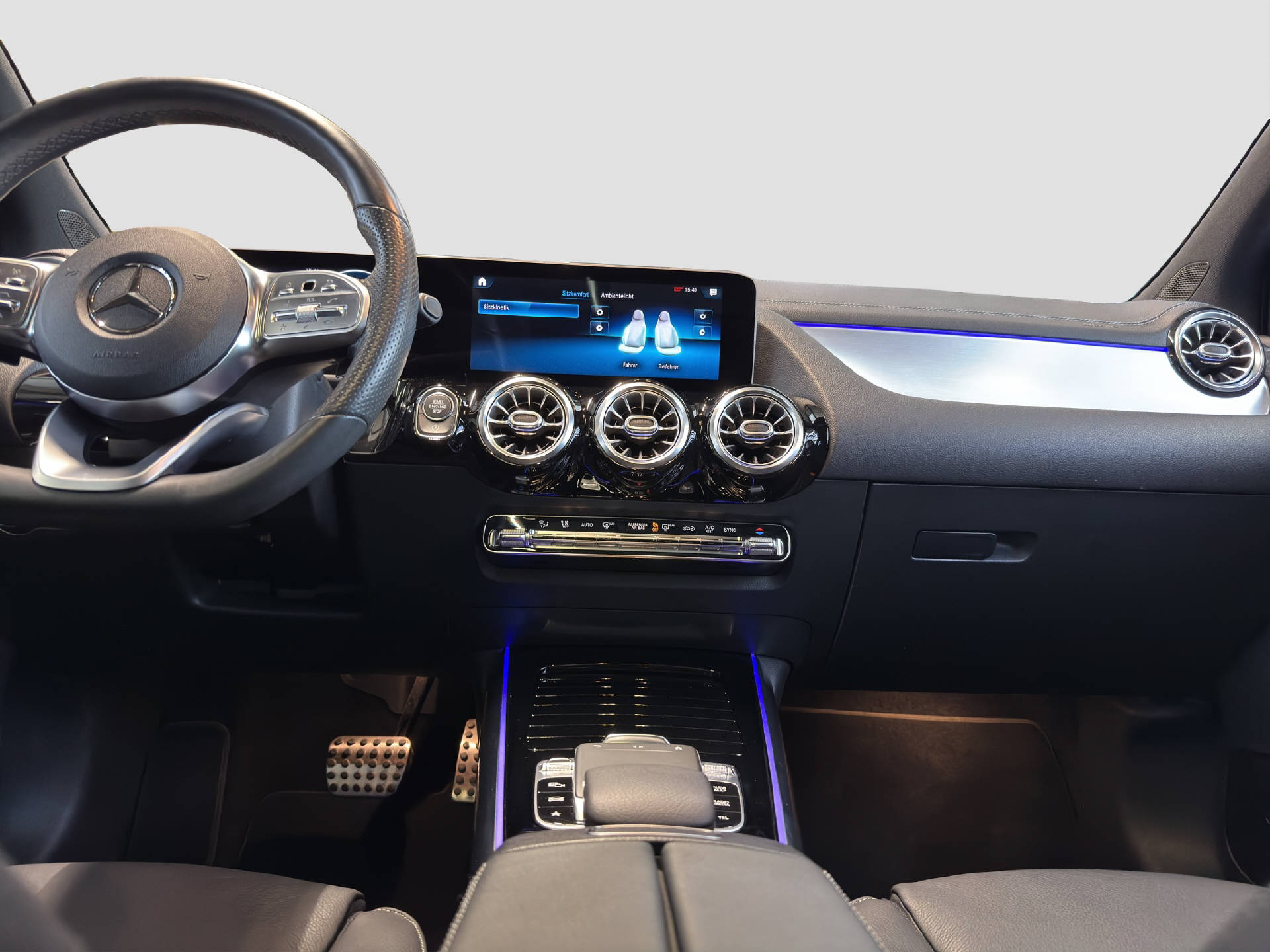MERCEDES-BENZ B 250 AMG Line 4MATIC-image-9