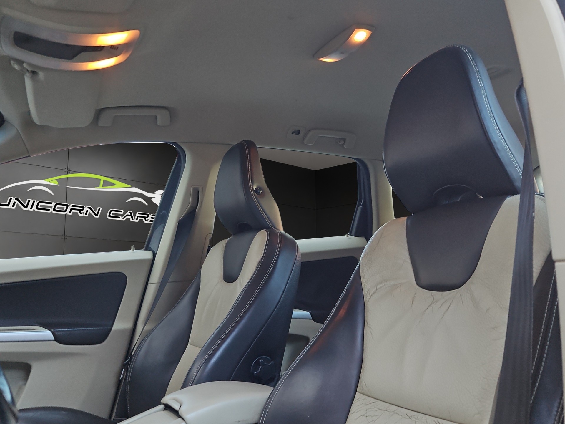 VOLVO XC60 T6 AWD Summum Geartronic-image-12