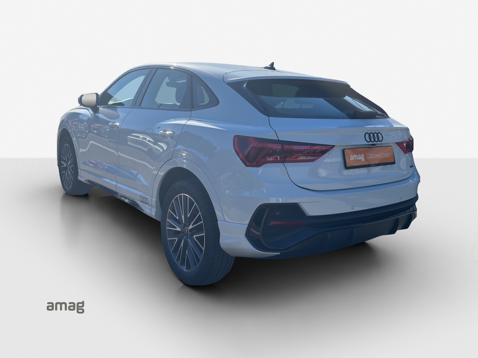 AUDI Q3 Sportback 40 TDI S line Attraction quattro S-tronic-showroom-element-2
