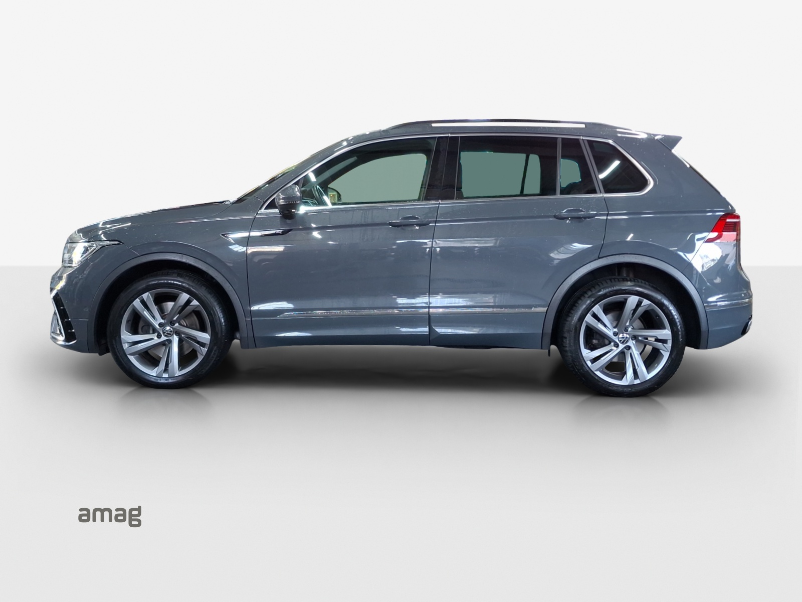 VW Tiguan 2.0TSI R-Line 4Motion DSG-showroom-element-1