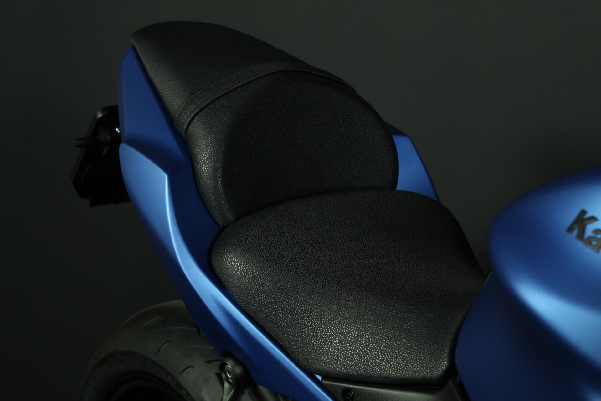 KAWASAKI Z 650 (50/35 KW) *Blue Horizon* Level 1-image-4