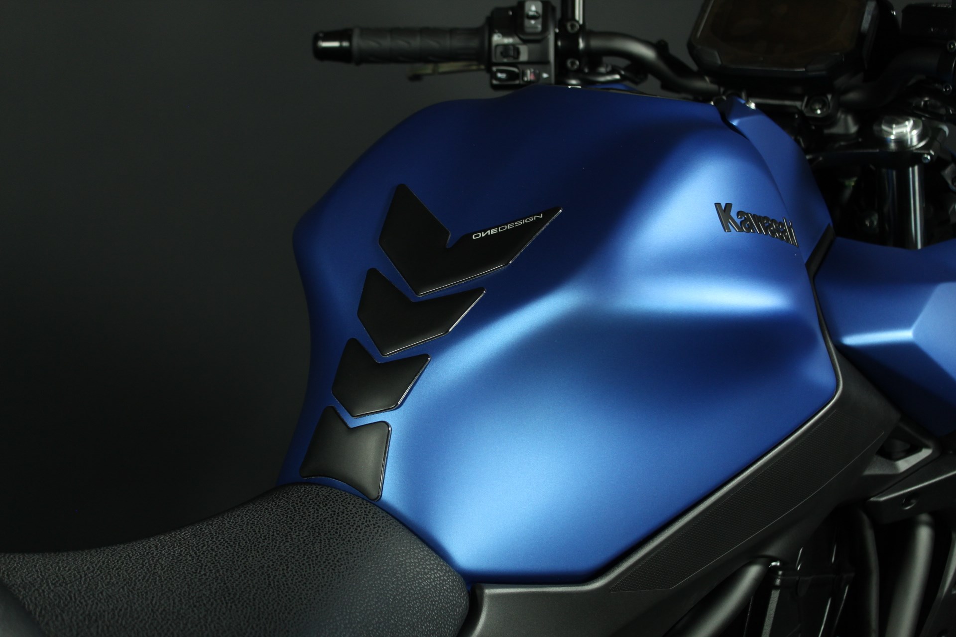 KAWASAKI Z 650 (50/35 KW) *Blue Horizon* Level 1-image-7