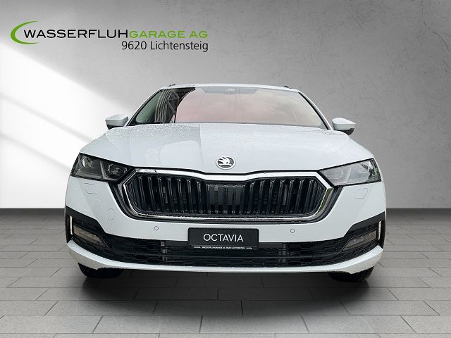 SKODA Octavia Combi 2.0 TDI DSG Ambition 4x4-showroom-element-1