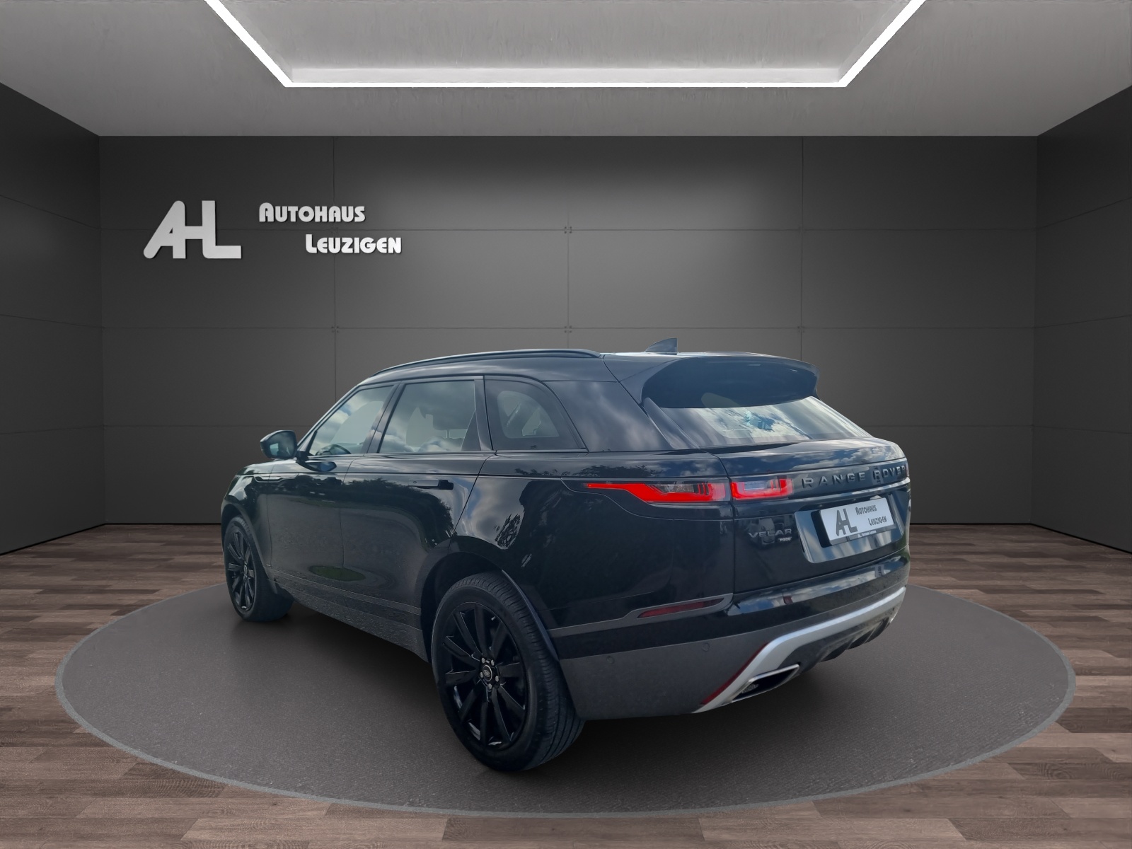 LAND ROVER Range Rover Velar R-Dynamic P 300 Automatic-image-2