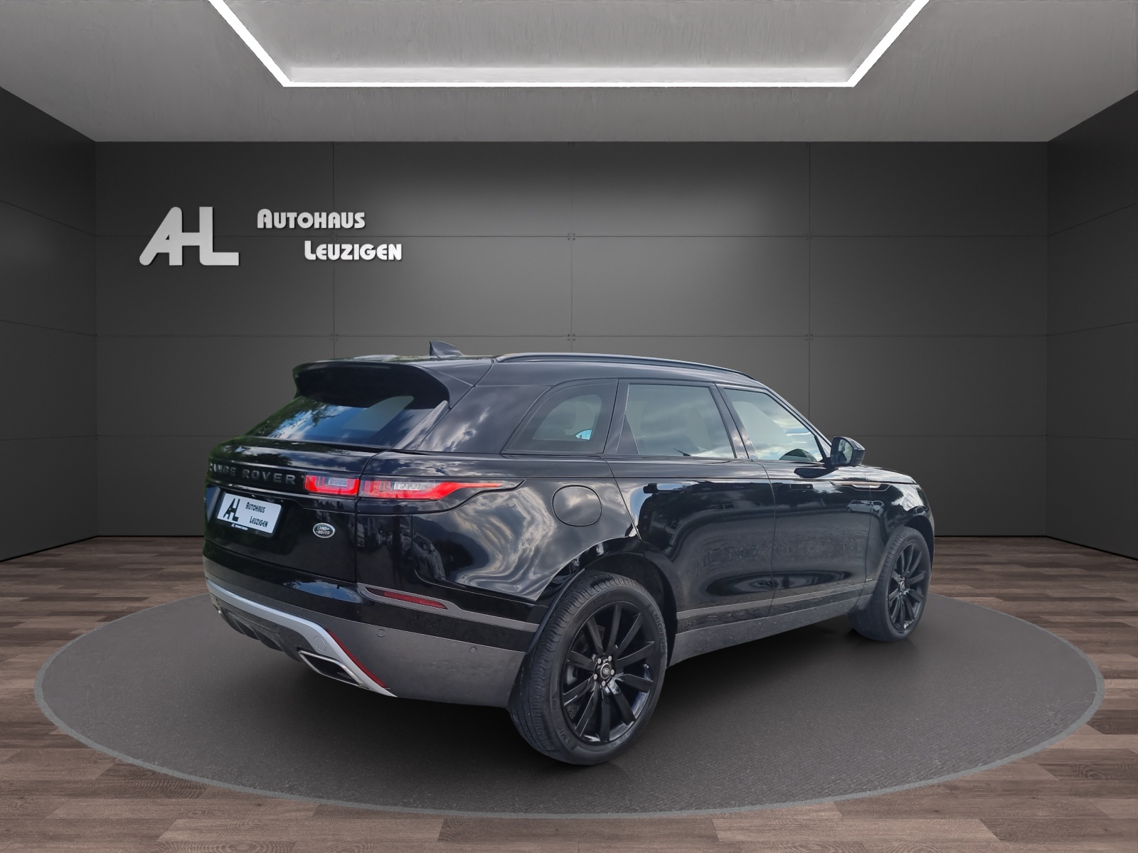 LAND ROVER Range Rover Velar R-Dynamic P 300 Automatic-image-4