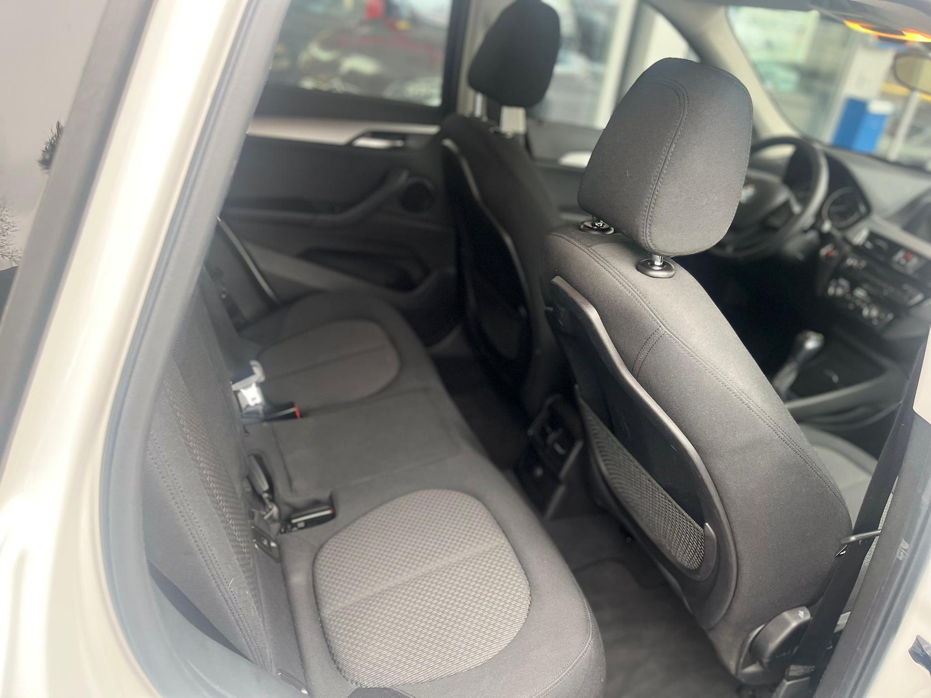 BMW X1 xDrive 18d Steptronic-image-9