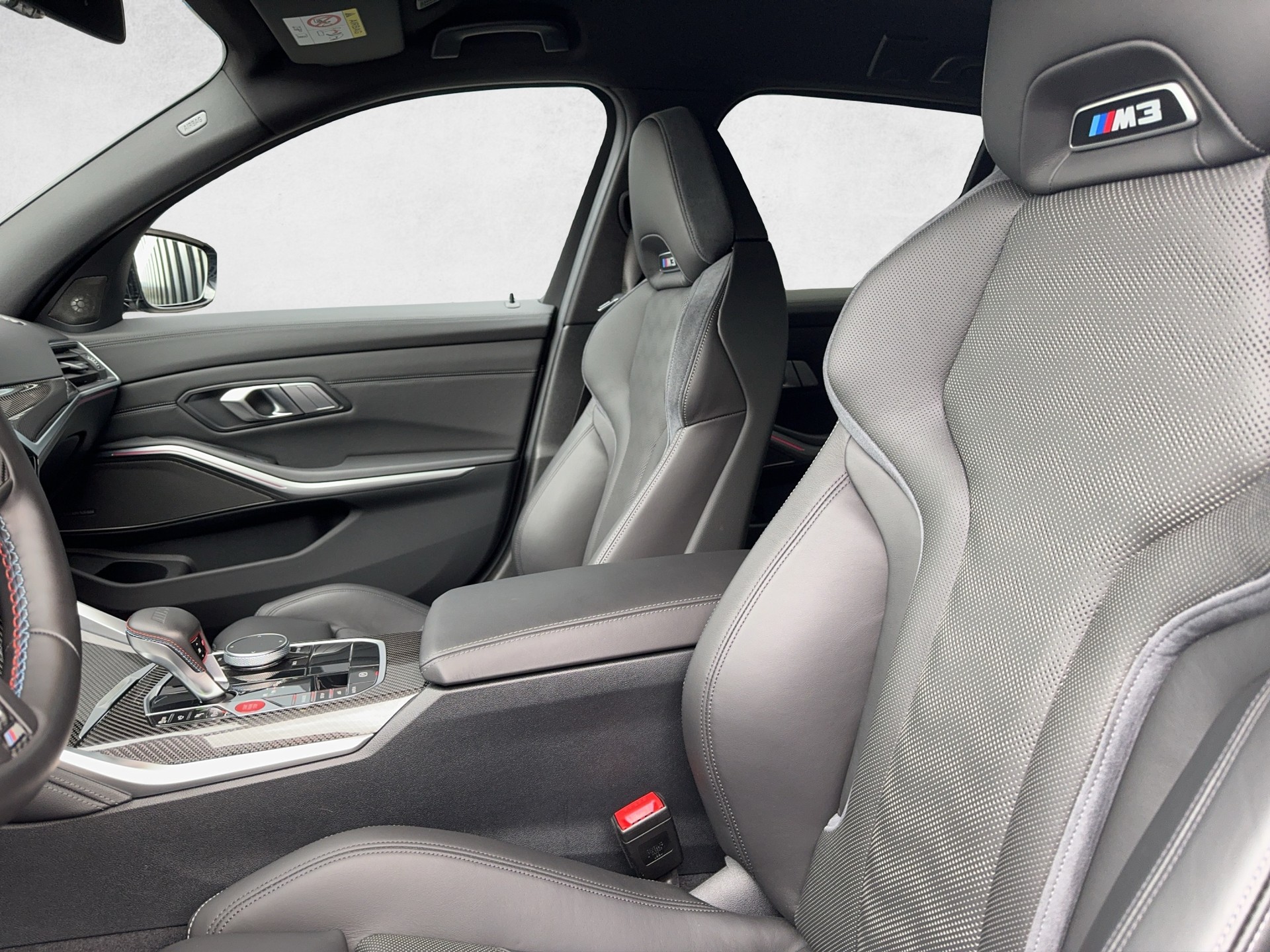 BMW M3 Touring xDrive Competition M-image-11
