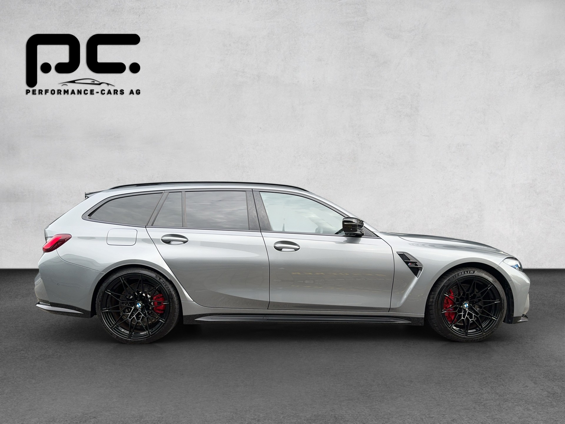 BMW M3 Touring xDrive Competition M-image-7