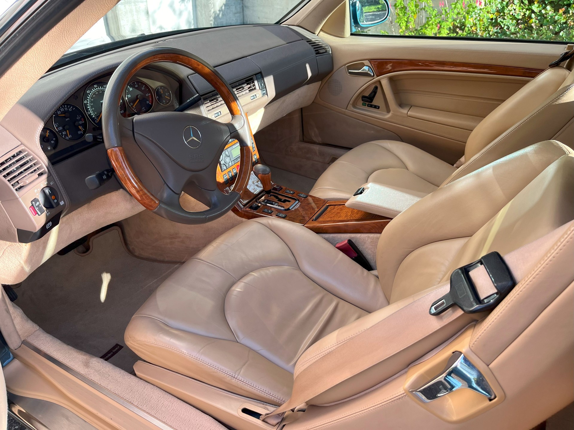 MERCEDES-BENZ SL 600 Automatic-image-2