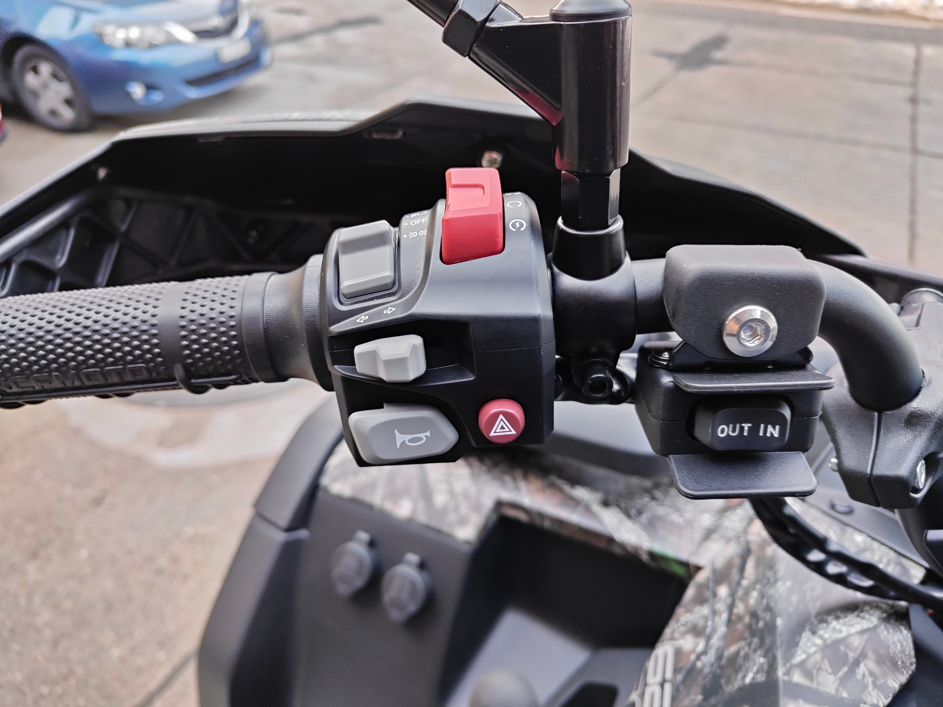 CF MOTO CForce 625 L-image-12