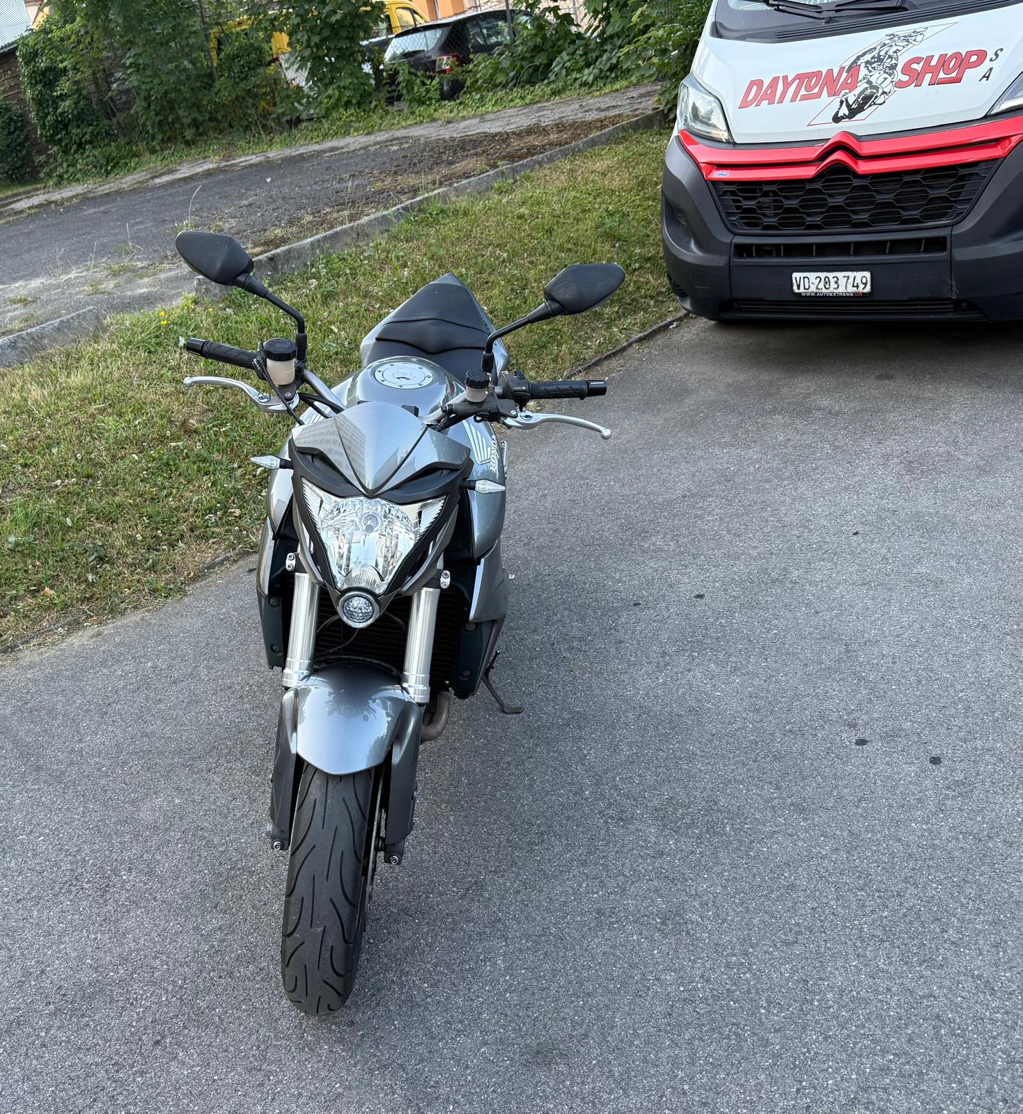 HONDA CB 1000 R ABS-image-6