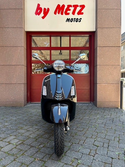 PIAGGIO Vespa GTS 310 RST E5+-image-1