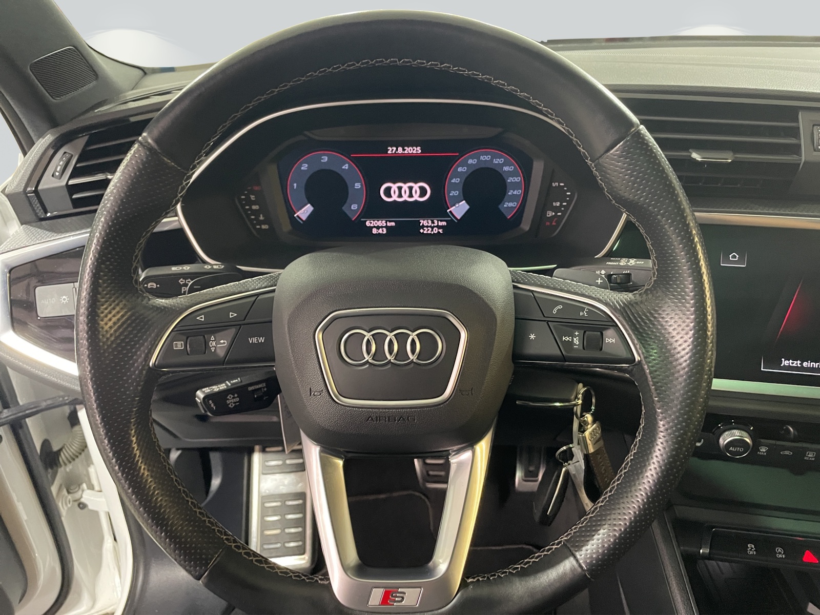 AUDI Q3 35 TDI S line Attraction quattro S-tronic-image-5