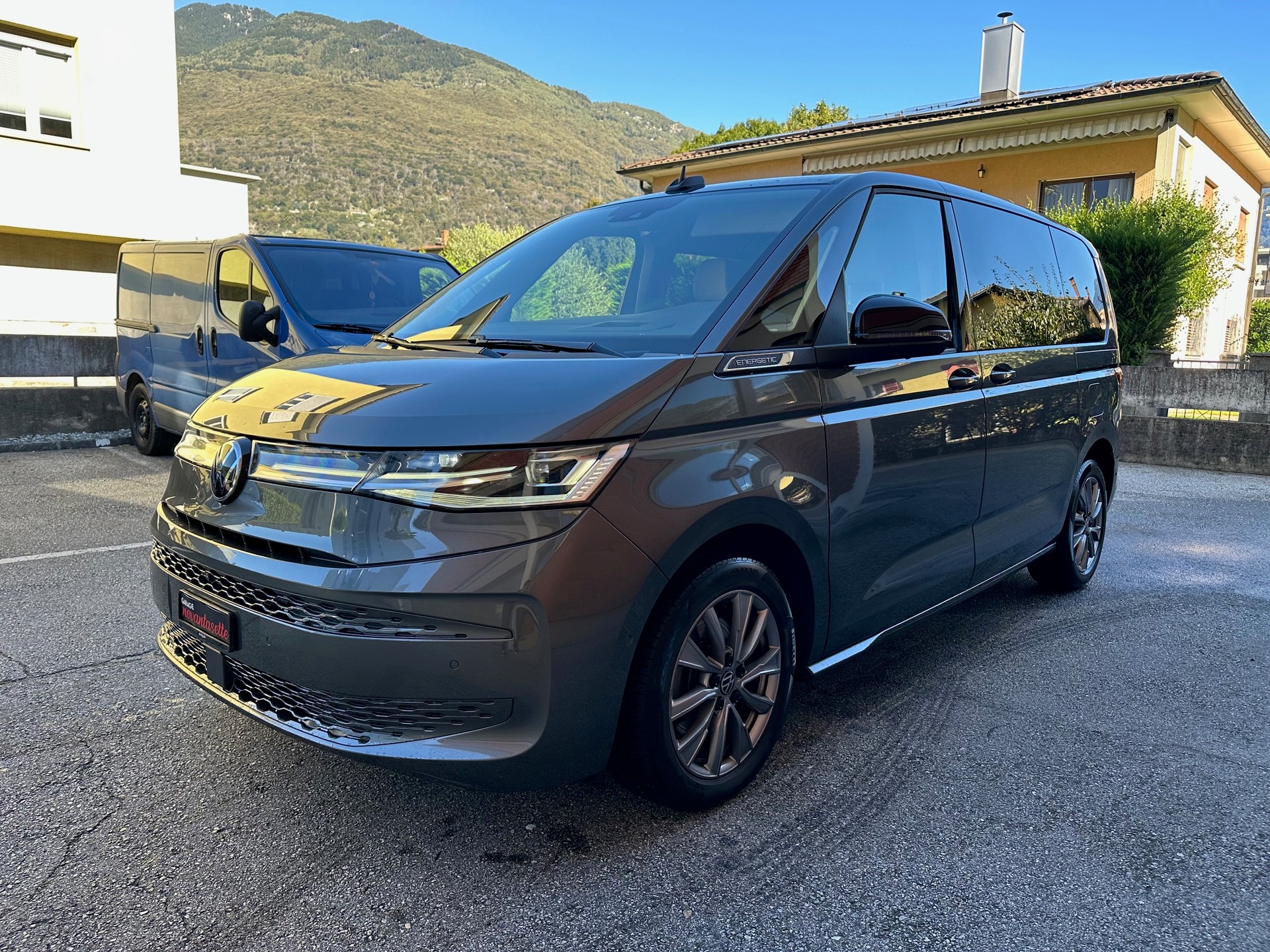 VW Multivan 1.4 eHybrid Life Energetic DSG-image-4