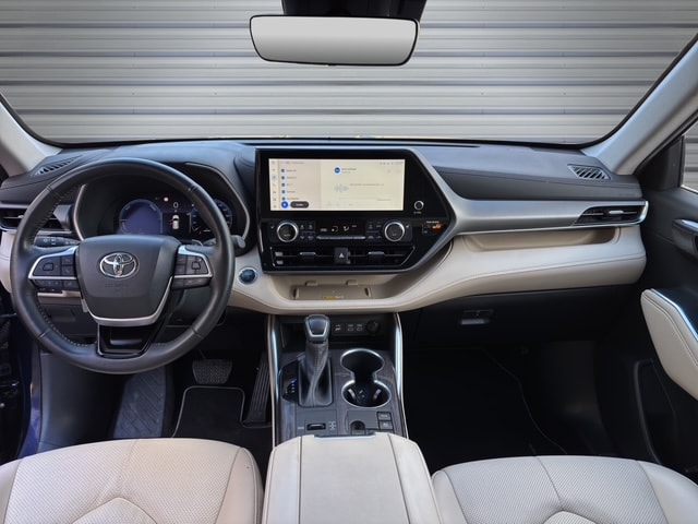 TOYOTA Highlander 2.5 HSD Premium e-CVT-image-8
