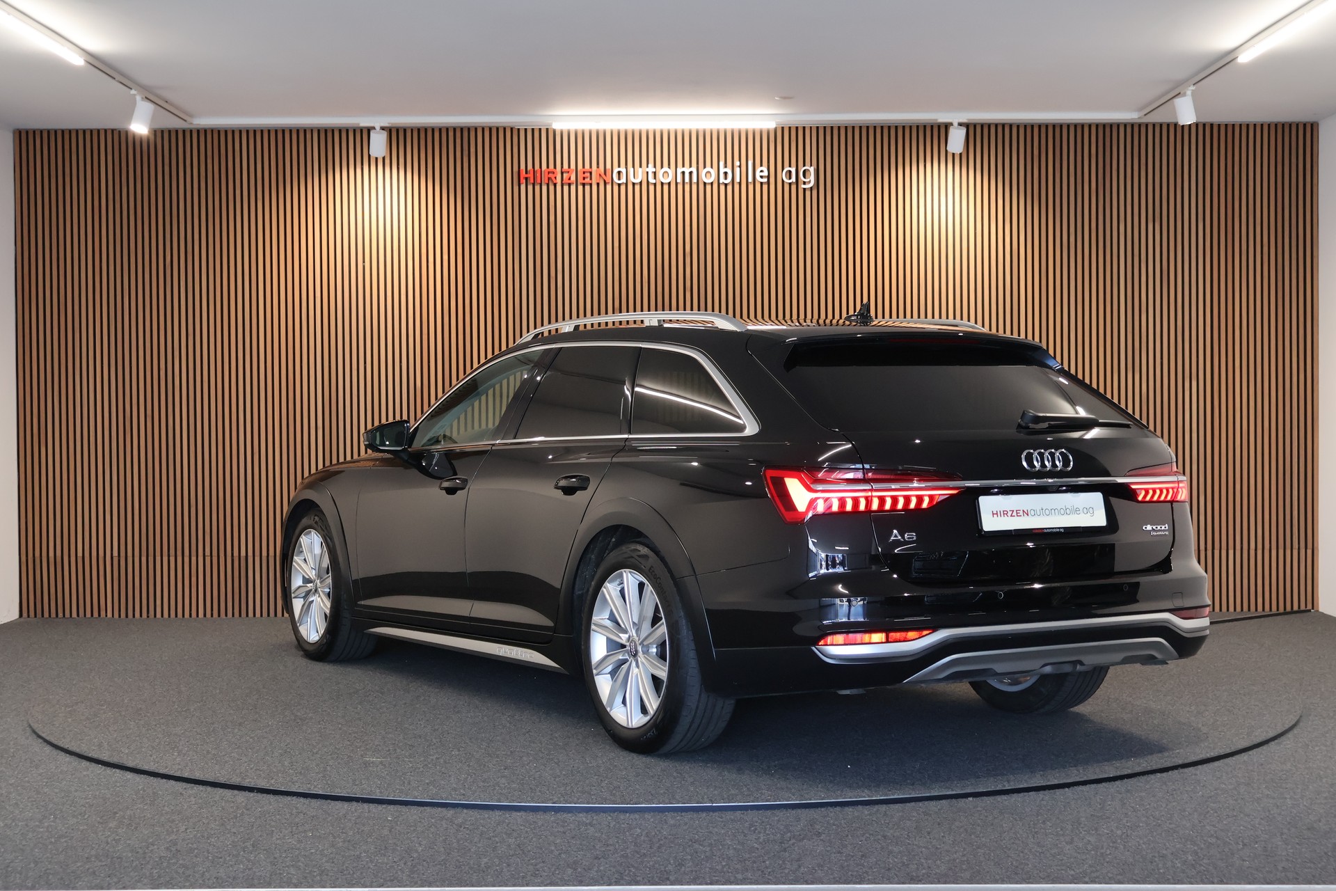 AUDI A6 allroad 55 TFSI quattro S-tronic-showroom-element-2