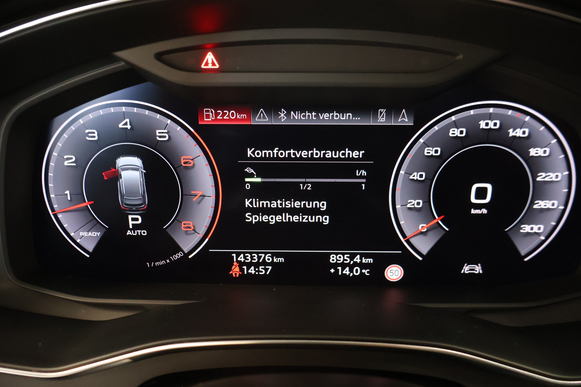 AUDI A6 allroad 55 TFSI quattro S-tronic-image-26