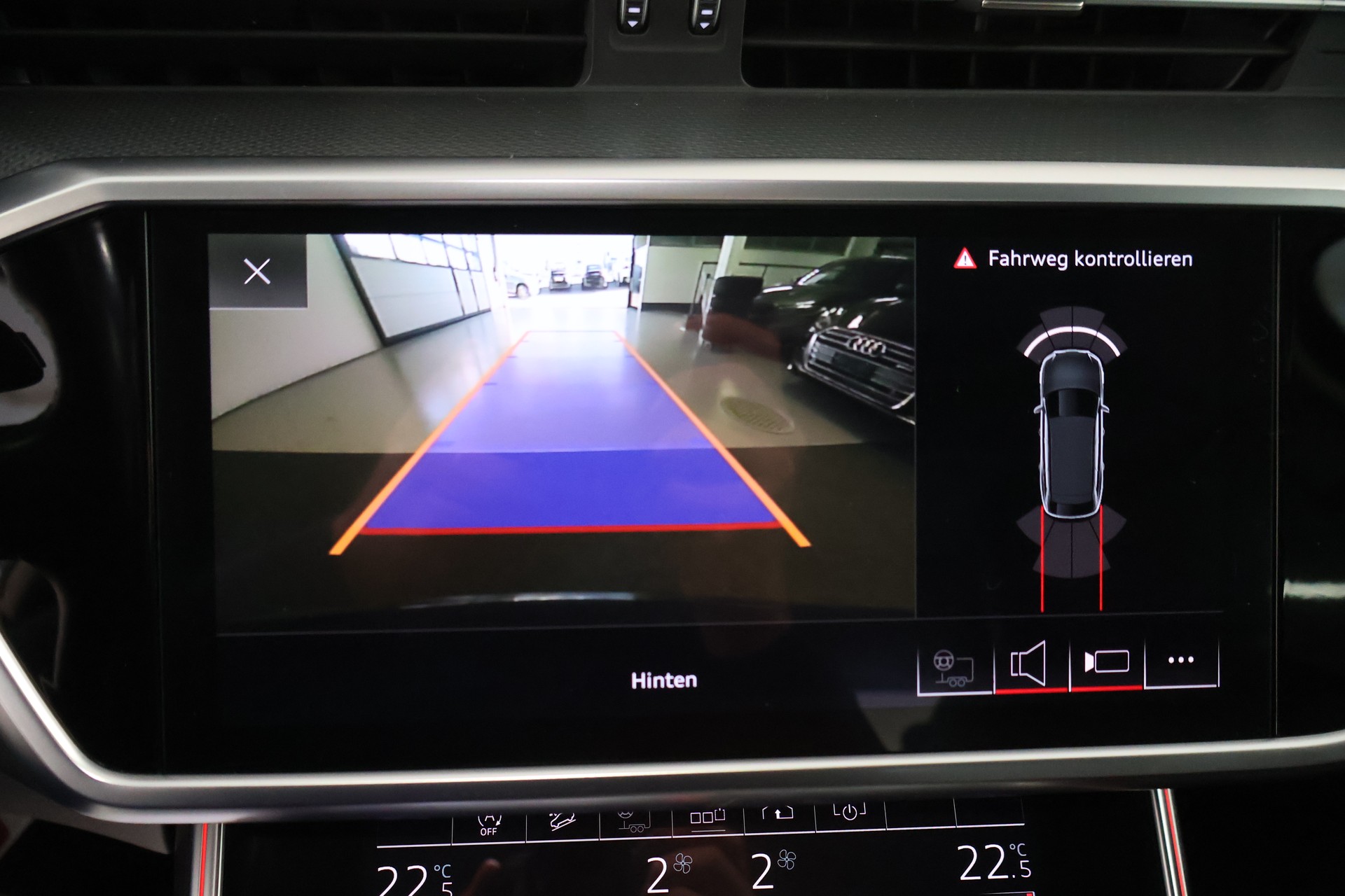 AUDI A6 allroad 55 TFSI quattro S-tronic-image-21