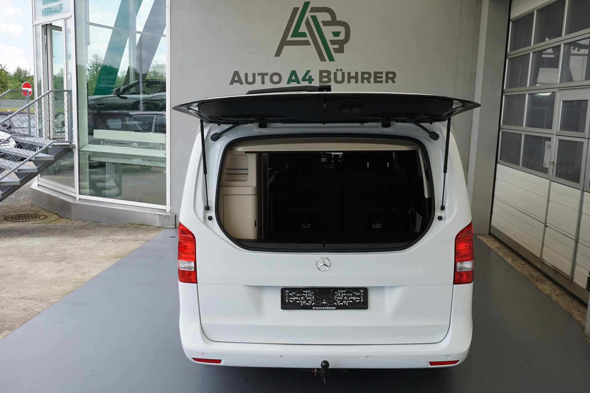 MERCEDES-BENZ Marco Polo 250 d Automat 190PS Sport Paket-image-17