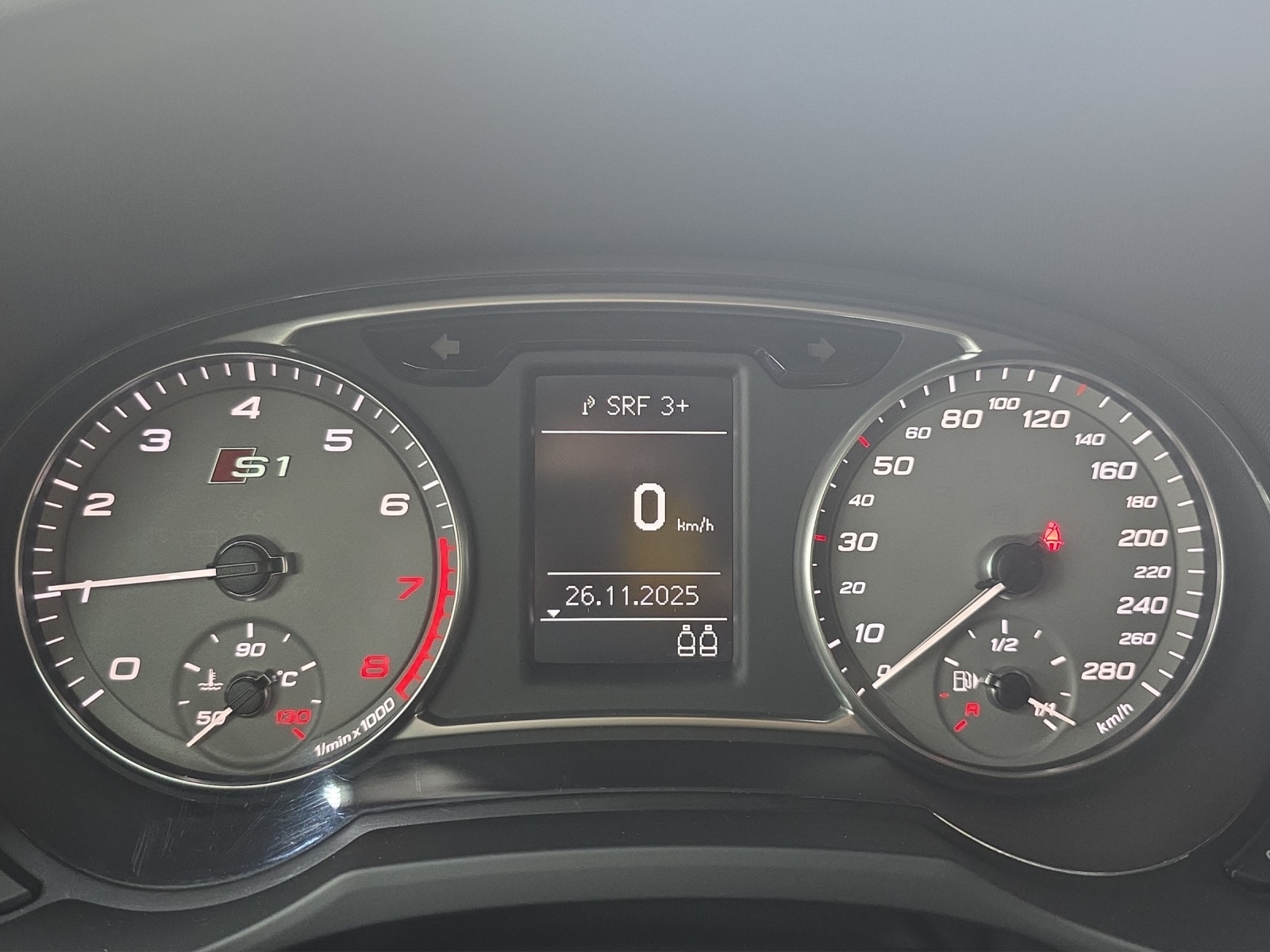 AUDI S1 Sportback 2.0 TFSI quattro-image-6