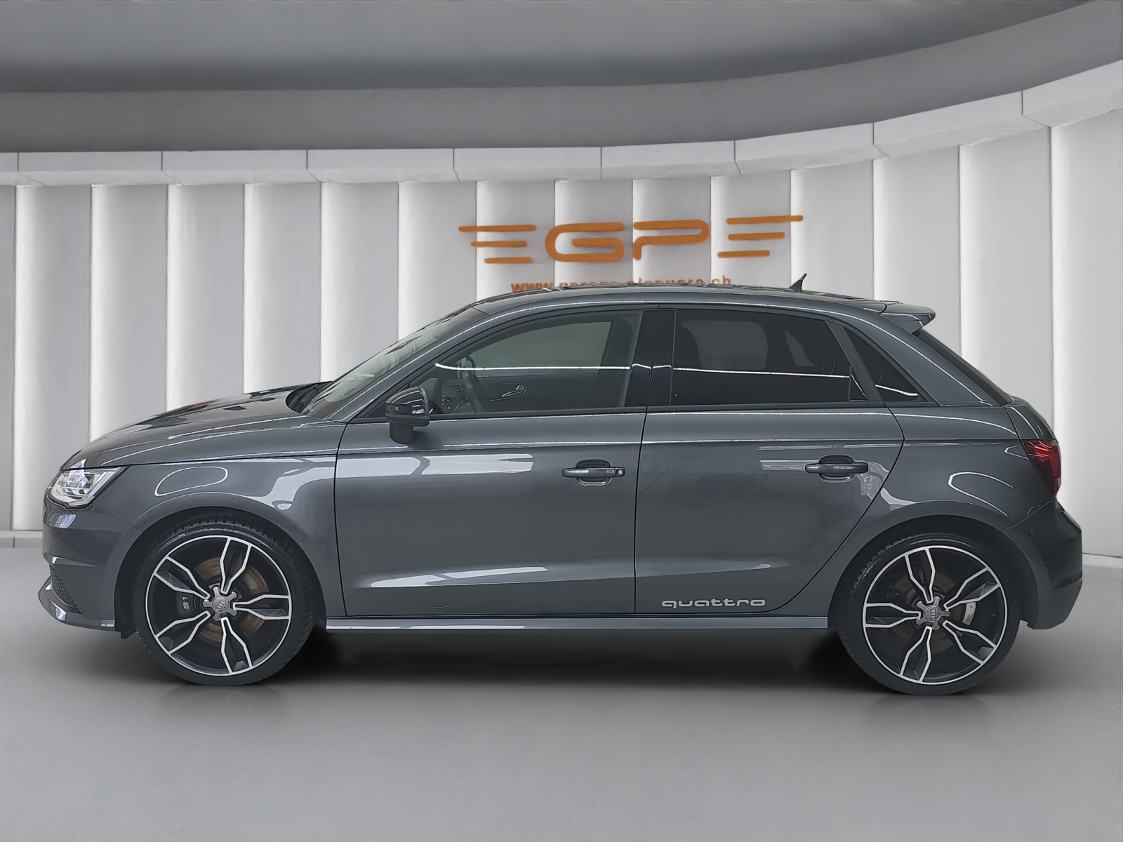 AUDI S1 Sportback 2.0 TFSI quattro-showroom-element-3