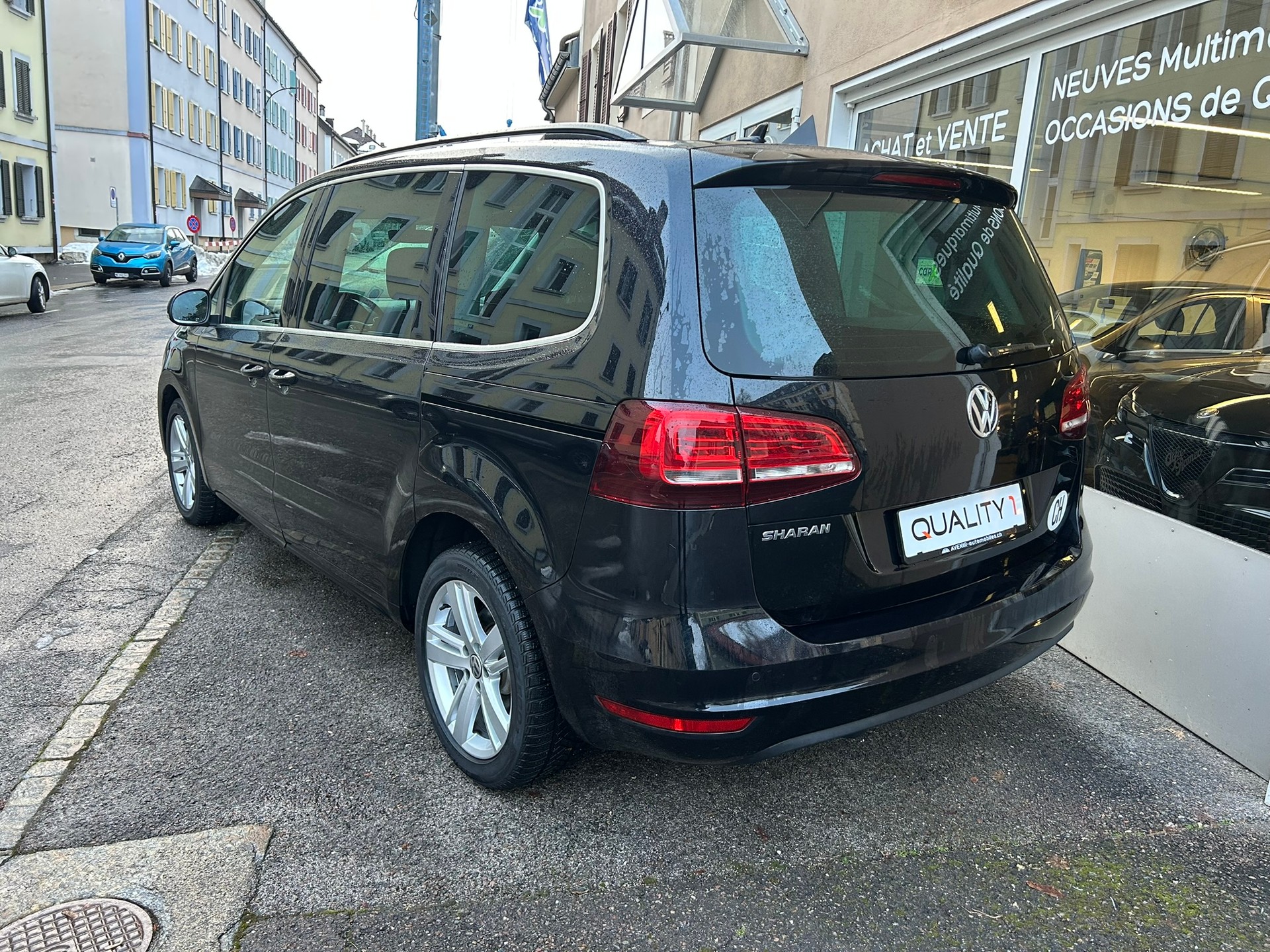 VW Sharan 2.0 TDI Comfortline DSG-image-4