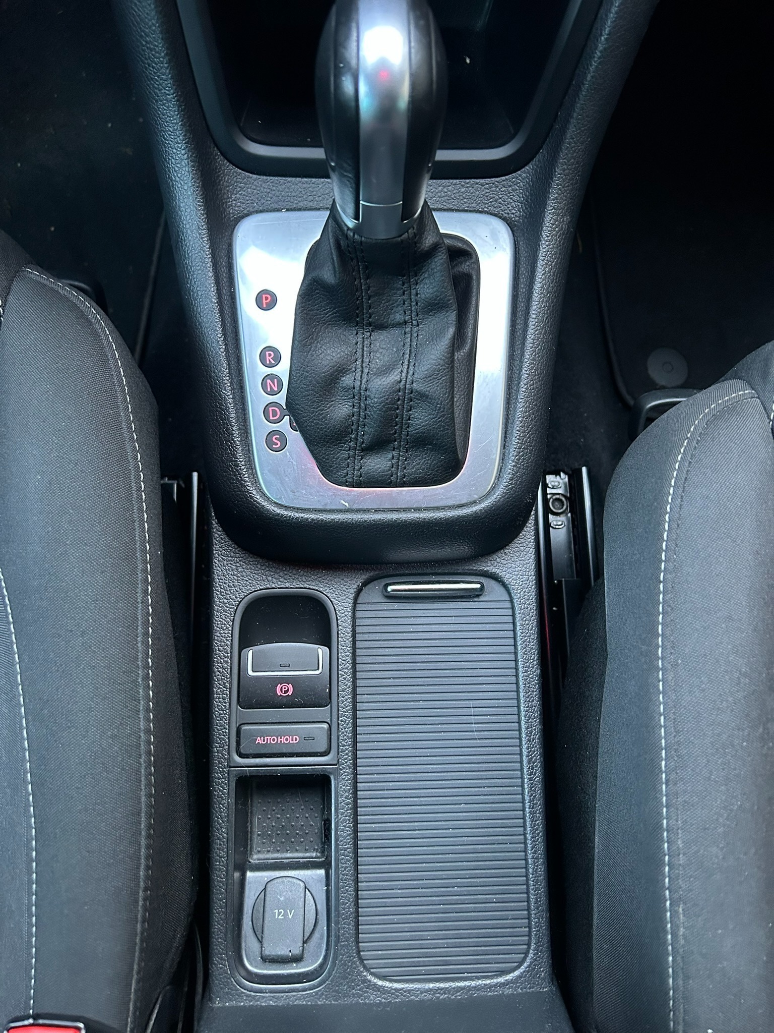 VW Sharan 2.0 TDI Comfortline DSG-image-14