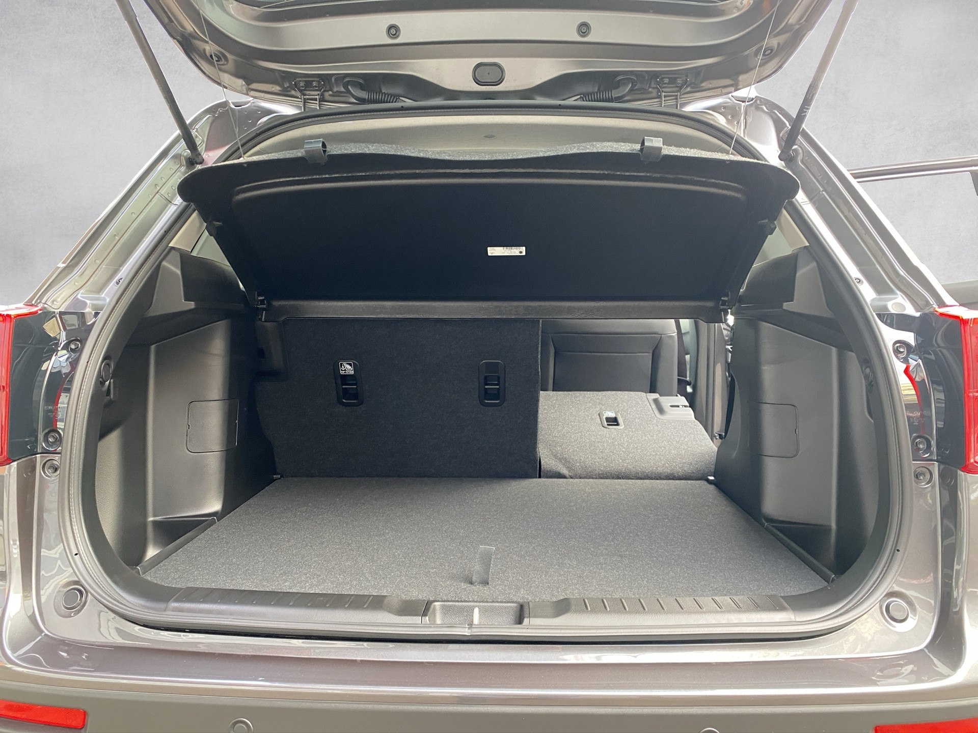 SUZUKI Vitara 1.4 Boosterjet Compact Top 4x4 Hybrid Automatic-image-16