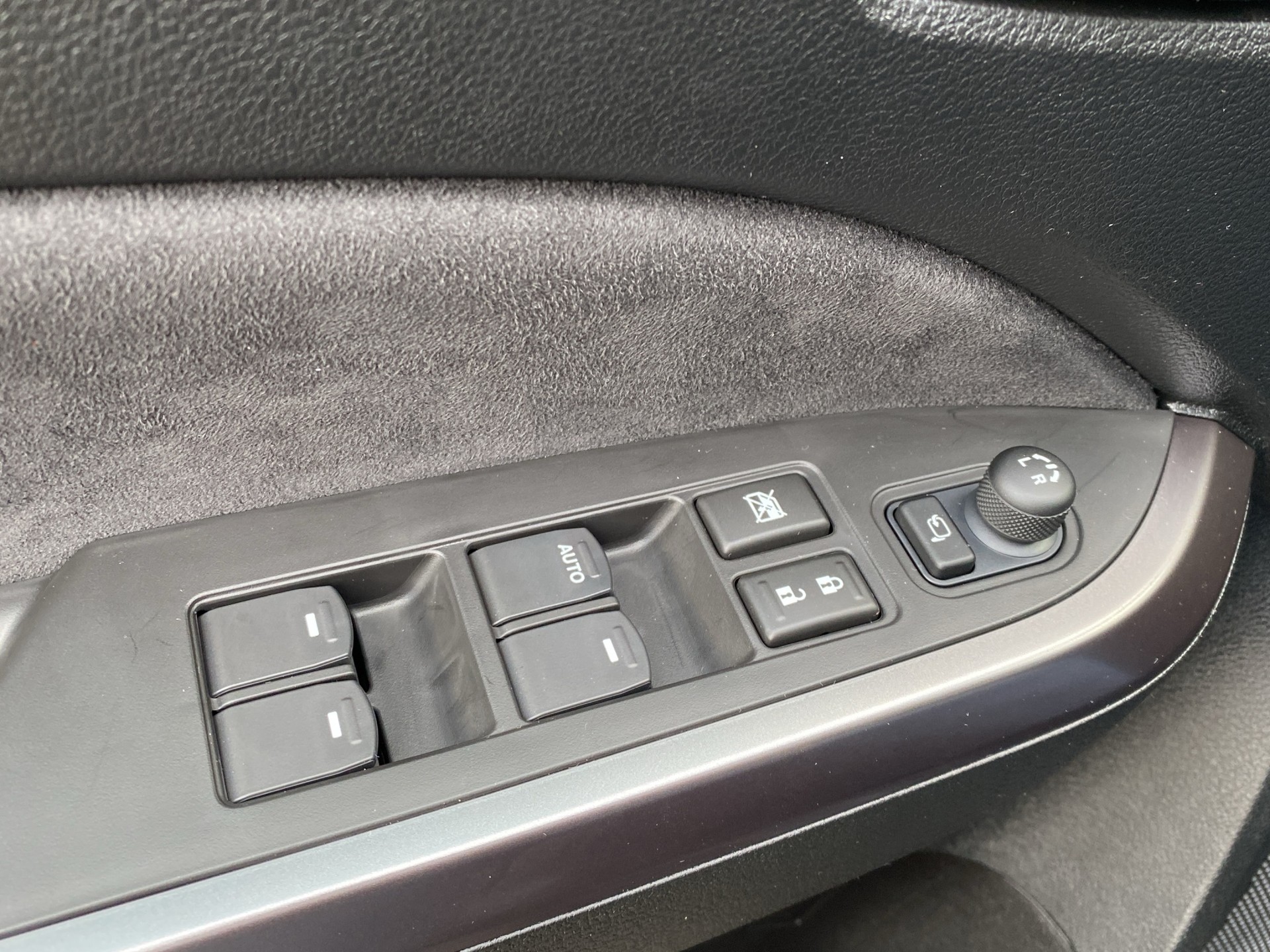 SUZUKI Vitara 1.4 Boosterjet Compact Top 4x4 Hybrid Automatic-image-15