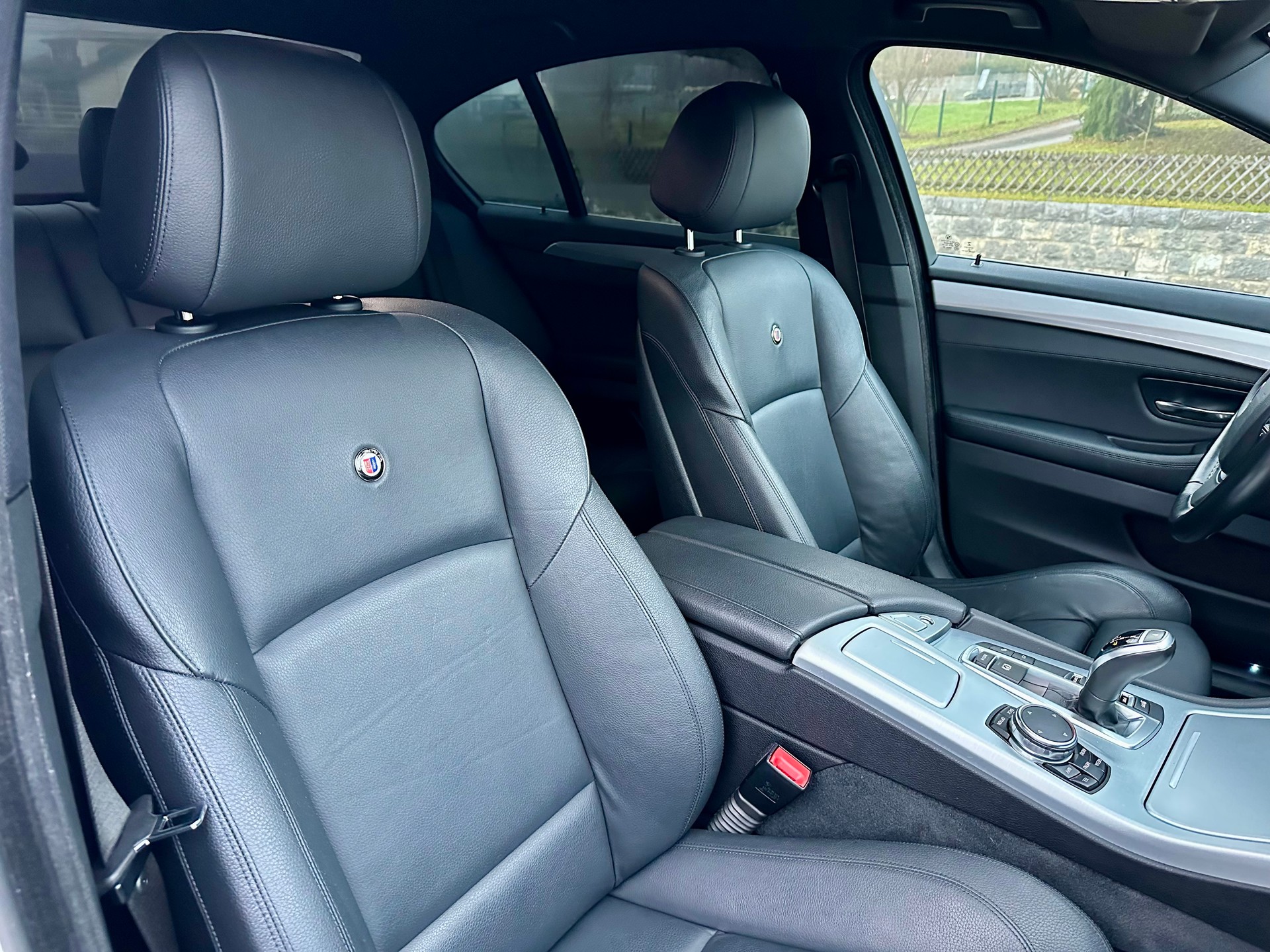 BMW-ALPINA D5 BiTurbo 3.0d Switch-Tronic-image-15