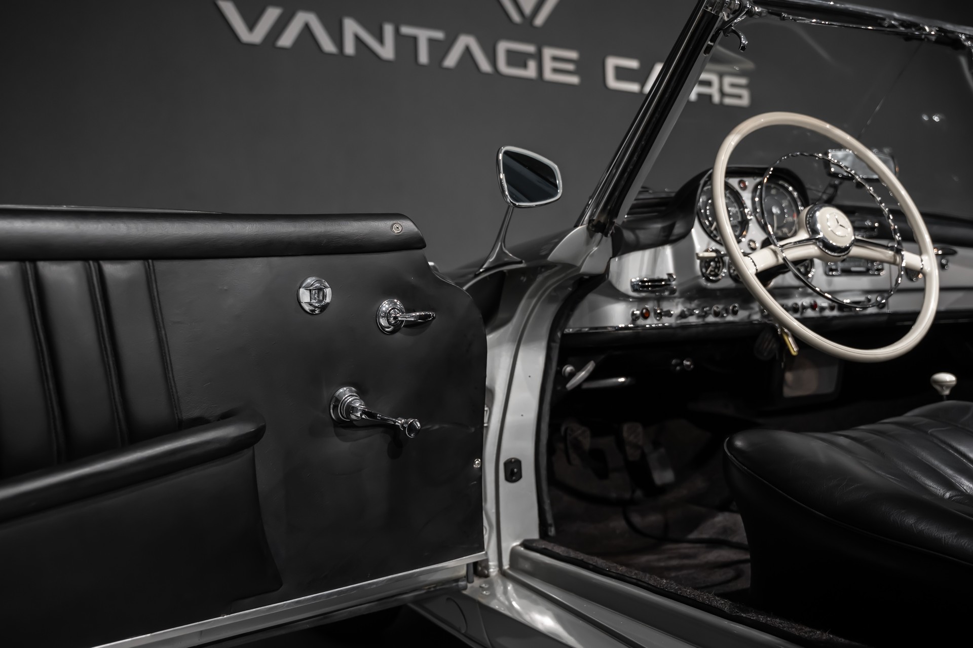 MERCEDES-BENZ 190 SL-image-21