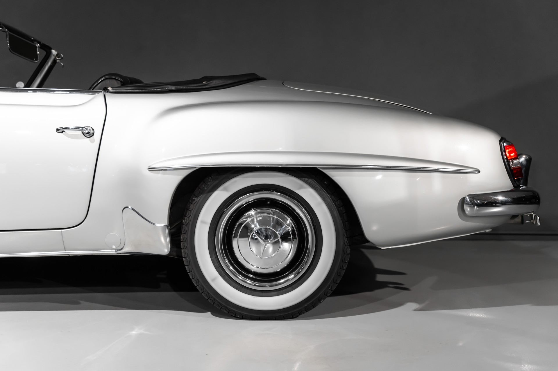 MERCEDES-BENZ 190 SL-image-6