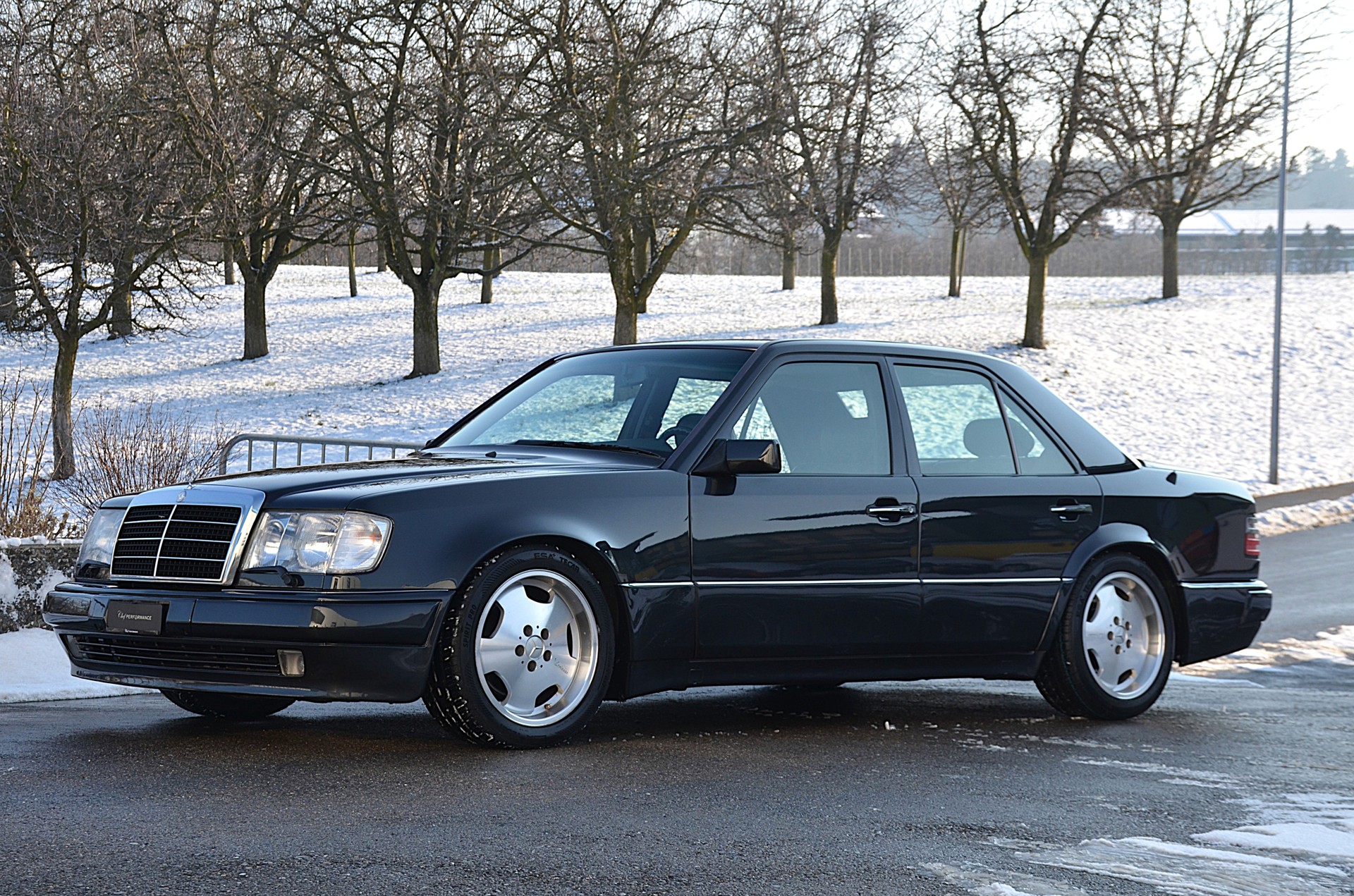 MERCEDES-BENZ 500 E Automatic-image-3