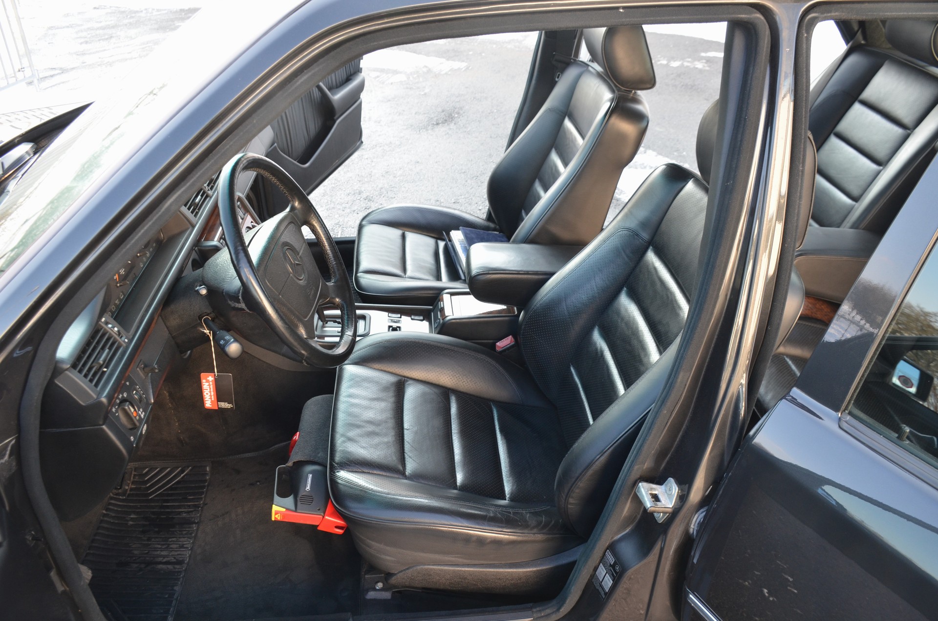 MERCEDES-BENZ 500 E Automatic-image-14