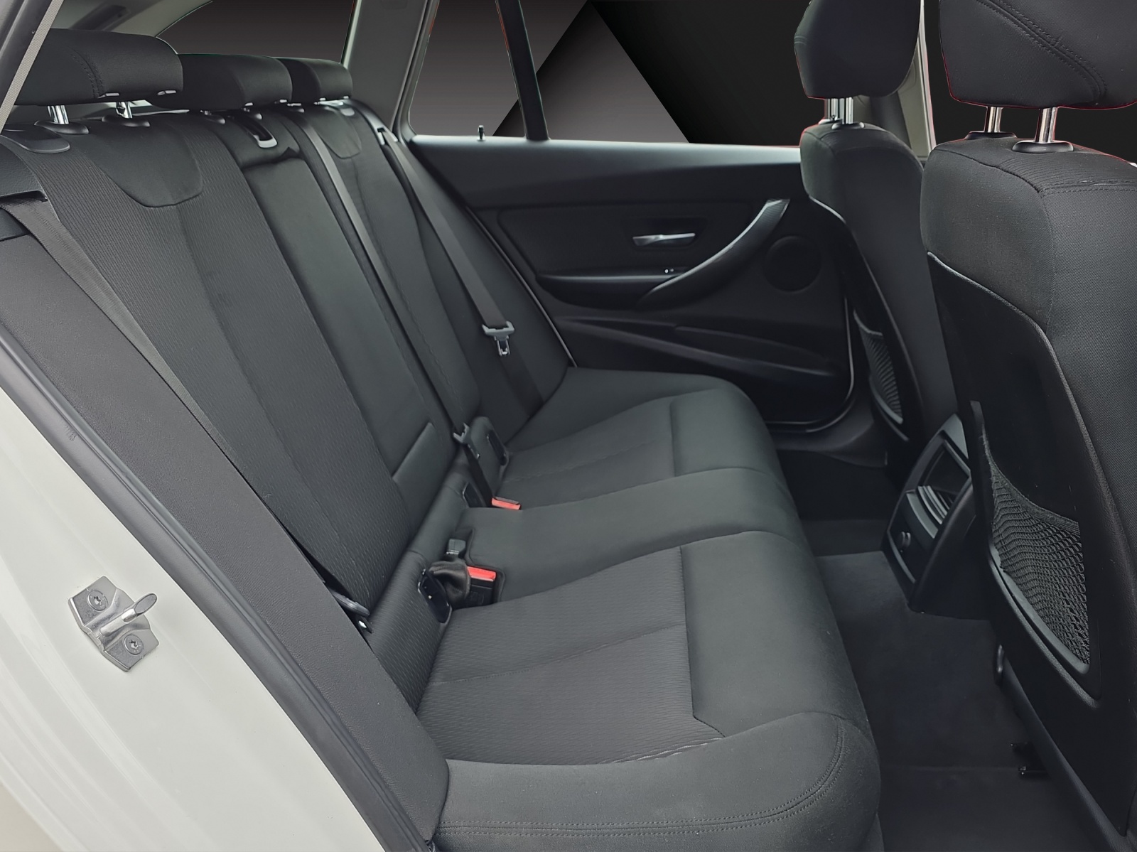 BMW 316d Touring Business Steptronic-image-17
